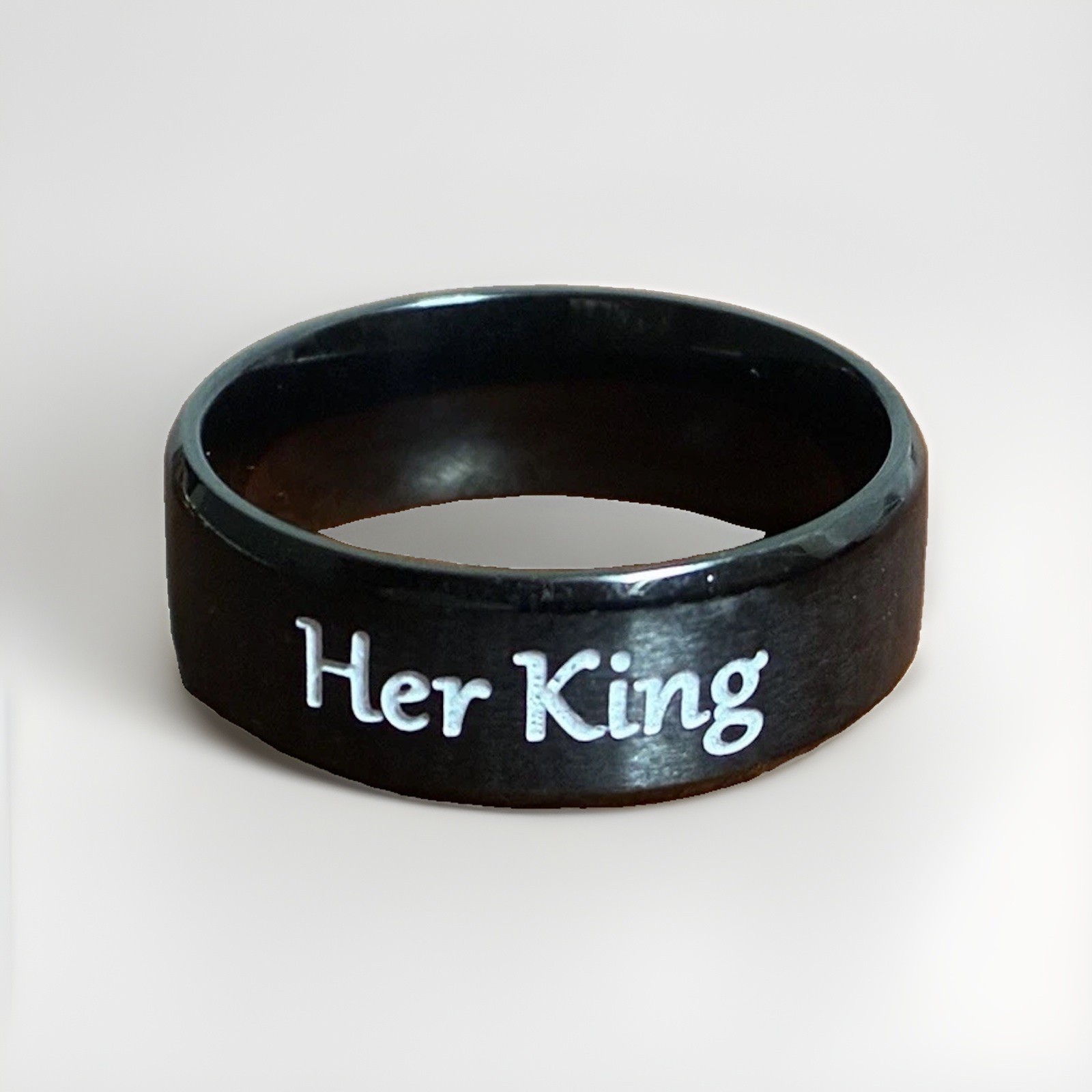 2pc Engraved Band Ring Set Black & Silver Metal Size 10 His and Her King