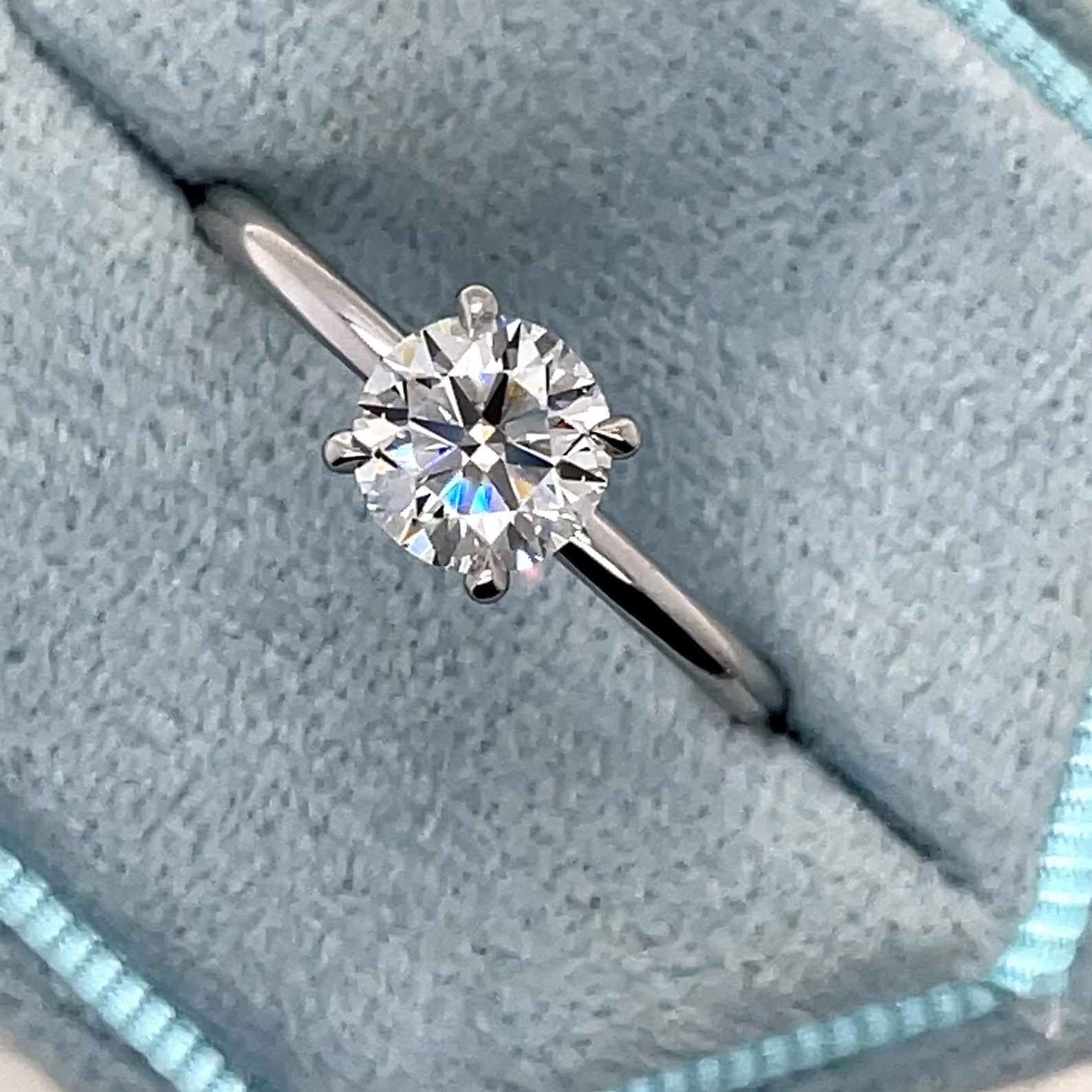 Lab Grown Diamond Solitaire Engagement Minimalist Ring Gold Plated 925 Silver