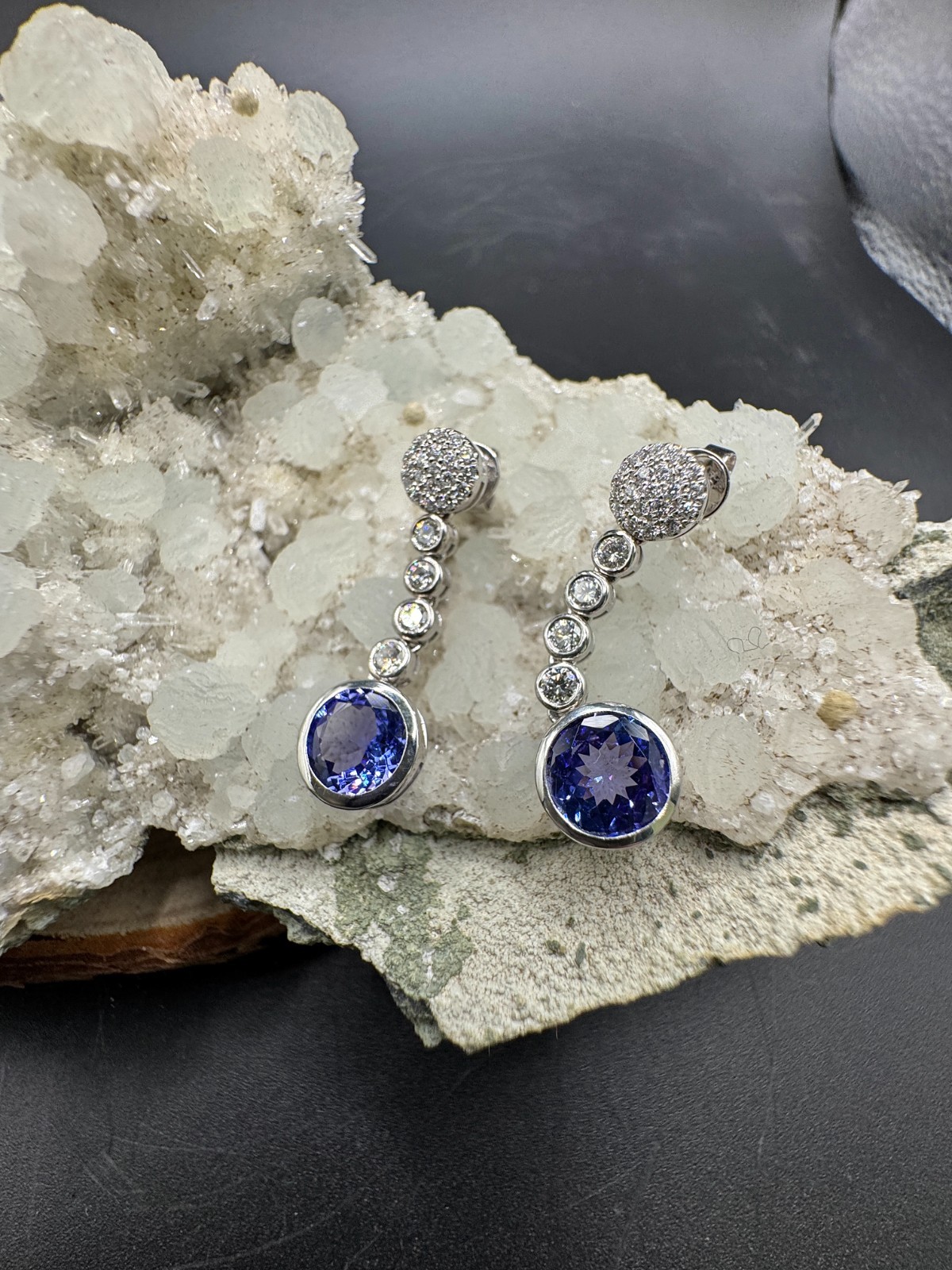 Elegant 14K White Gold Tanzanite & Diamond Drop Earrings
