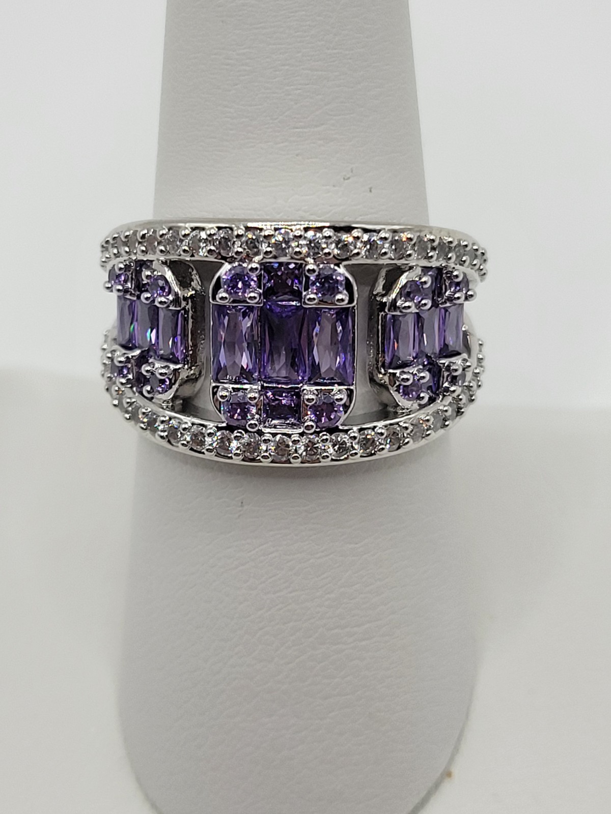 Bomb Party BP Size 8 Ring, Quiet Clink Loud Life RG43088 Purple Topaz Cz on Rhod
