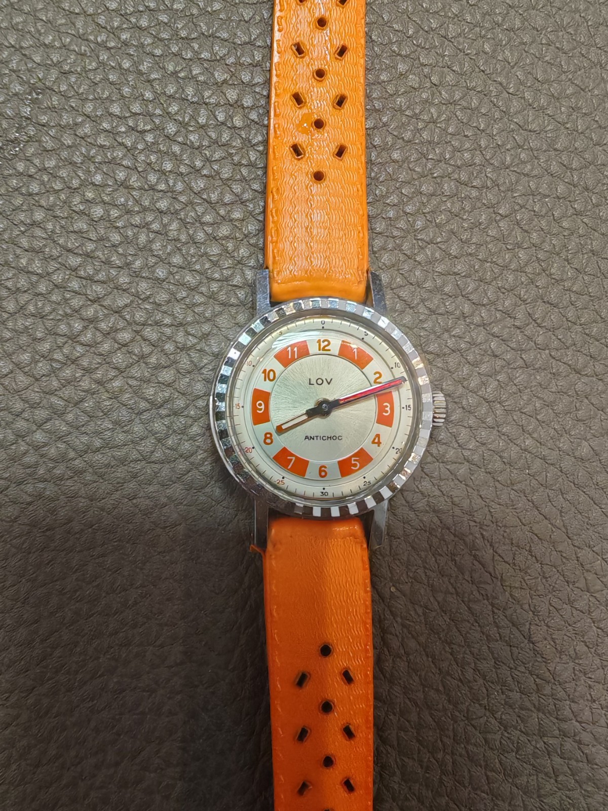 Rare Vintage LOV Watch Mechanical Movement Diameter 30mm