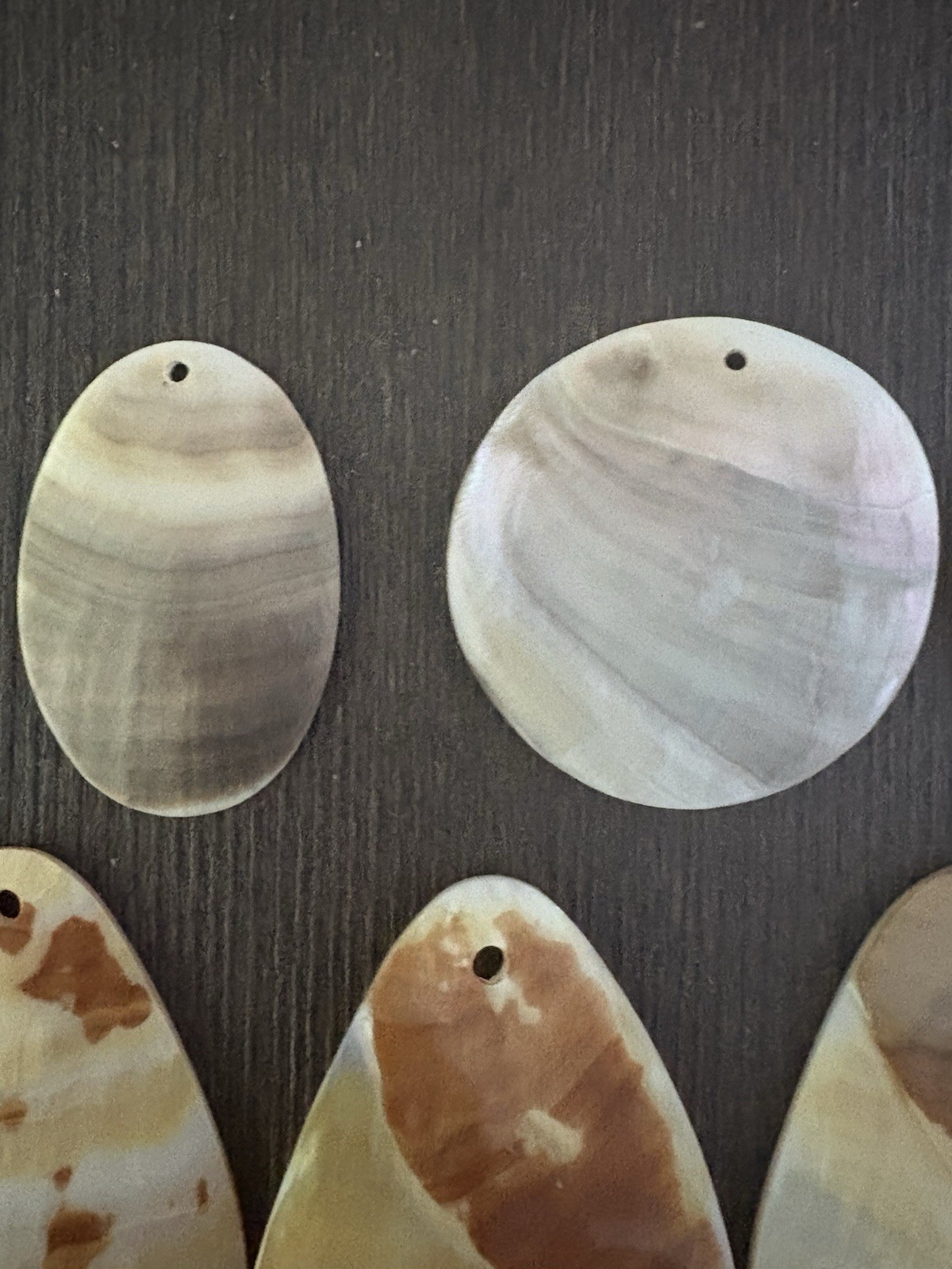 Large Mother Of Pearl Drops Pendants In Diff Sizes And Colors 19 Total Read Info