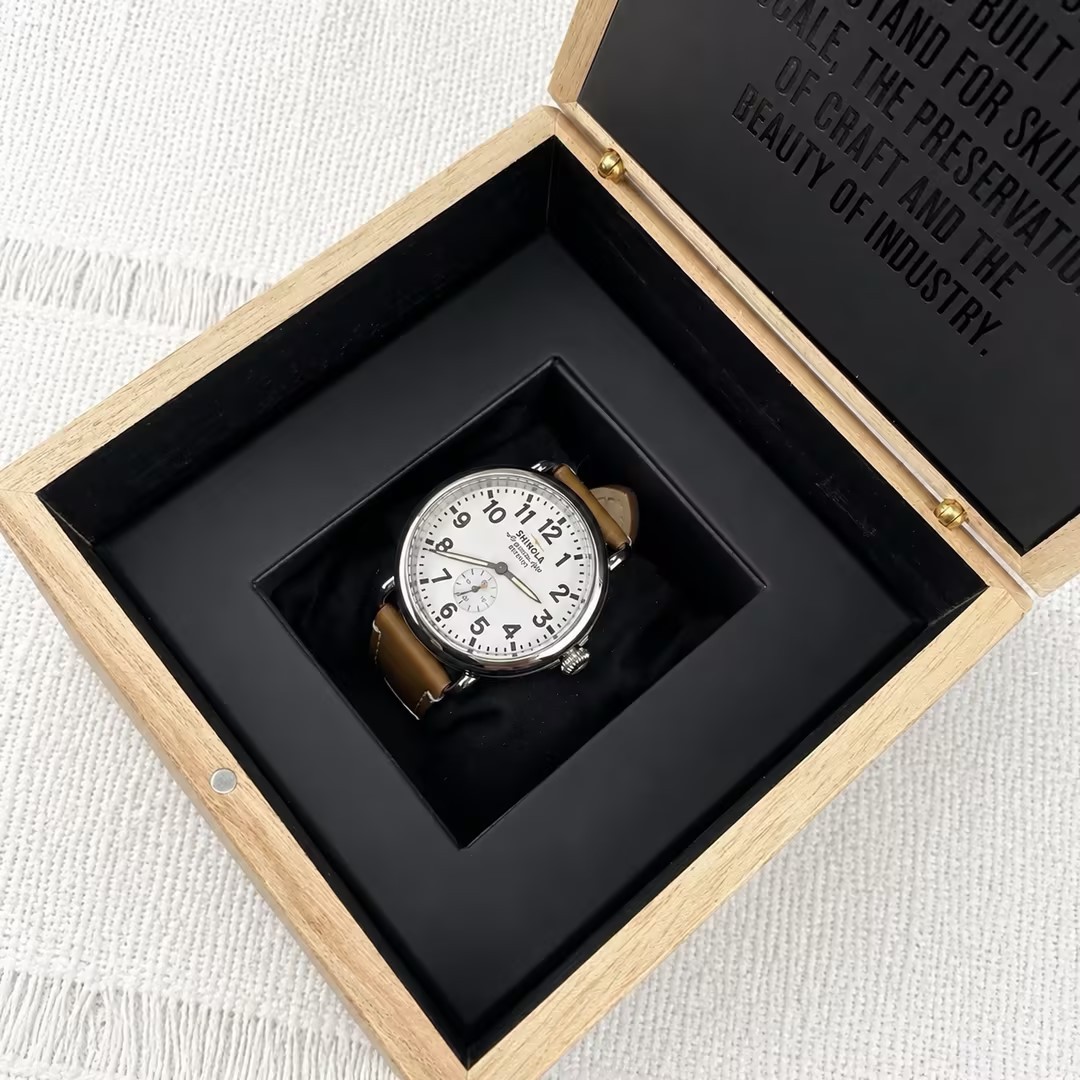 Shinola Runwell 41mm Men’s Quartz Watch Cream Dial Argonite 1069 Leather Strap