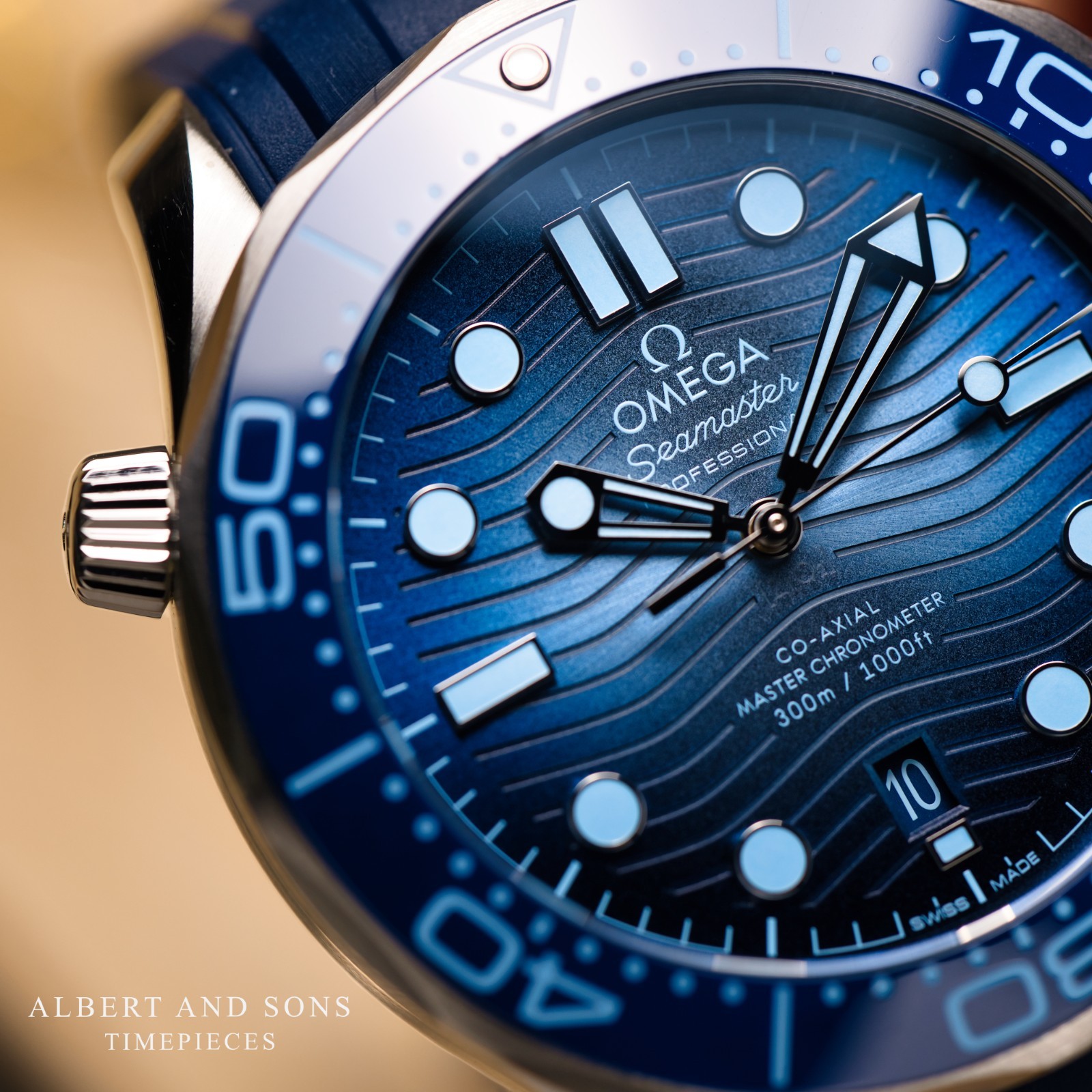 OMEGA Seamaster Diver 300M Summer Blue Excellent Complete with Box & Paper