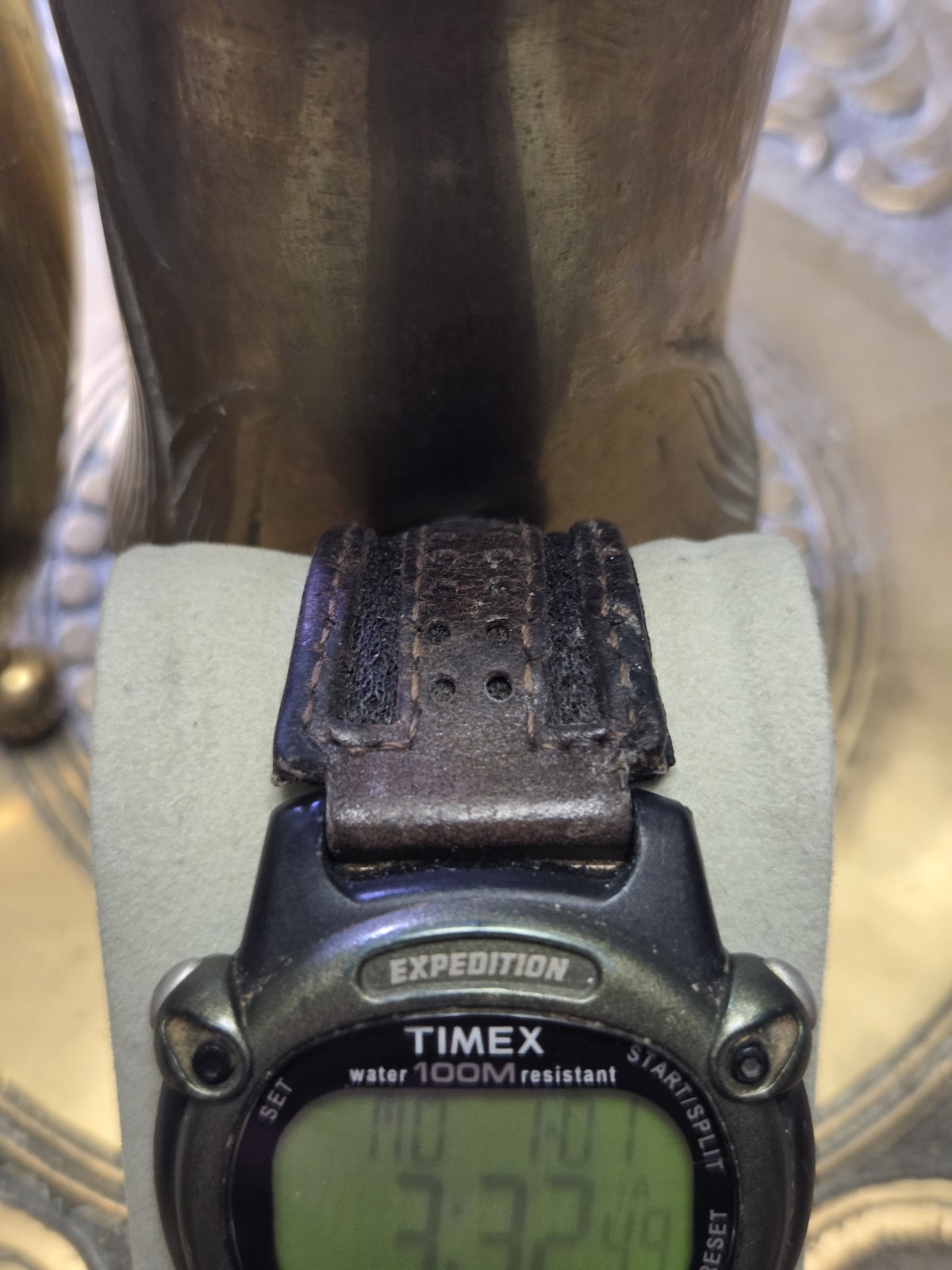 Vintage Timex Expedition 866 Digital Indiglo Watch Leather Band Runs New Battery
