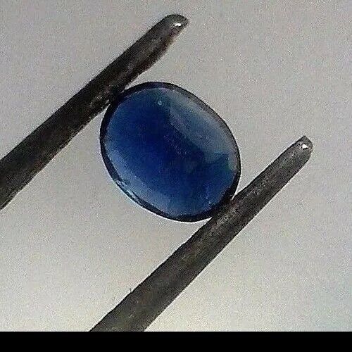 Round oval sapphire 0.46 cts