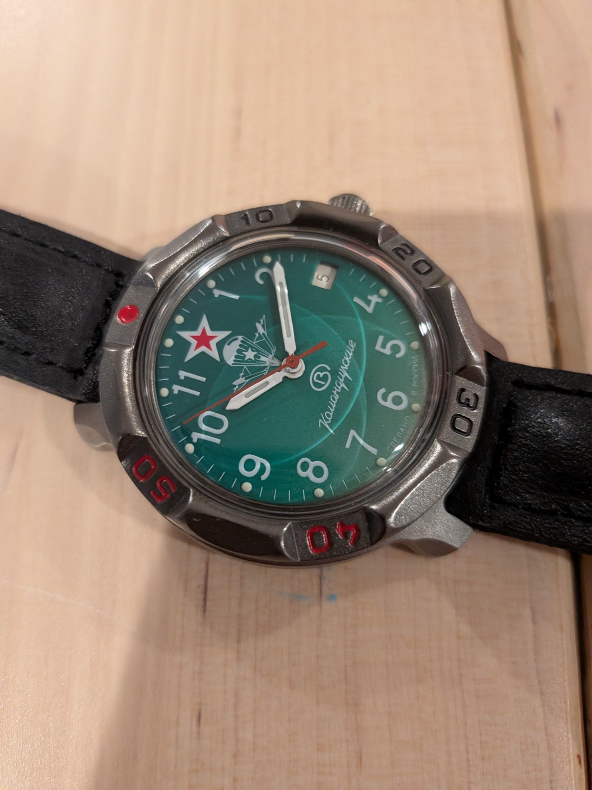 Vostok Komandirskie Paratrooper Dial Manual Watch Russian Military USA Seller
