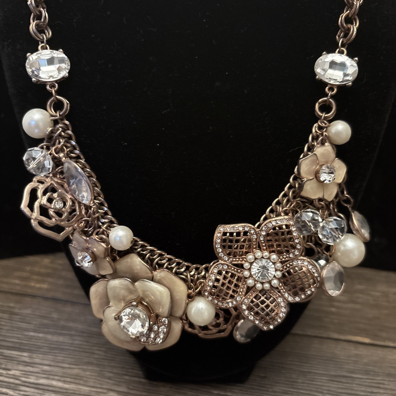 Beautiful Vintage Floral Mesh Necklace With Rhinestones Marked ‘C’ Approx 20”