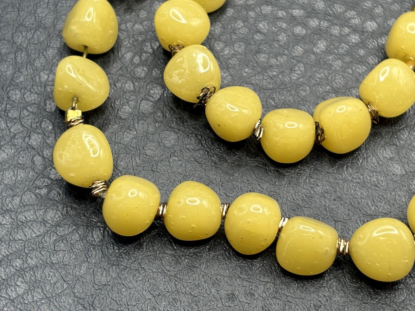 Vintage Made In Italy Yellow Art Glass Bead Necklace & Clip Ons Earring Set