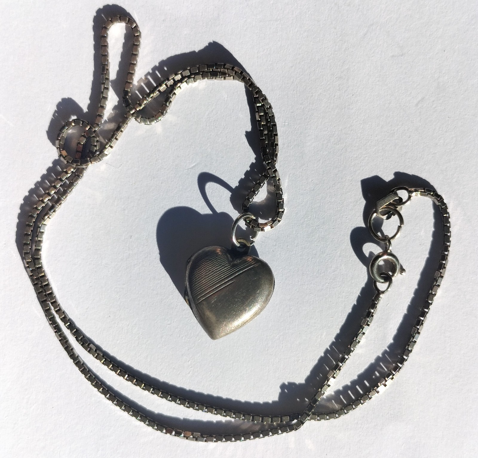 Antique Handmade Silver Locket Pendant Heart Shape on 46cm Silver Chain SPAIN 7g