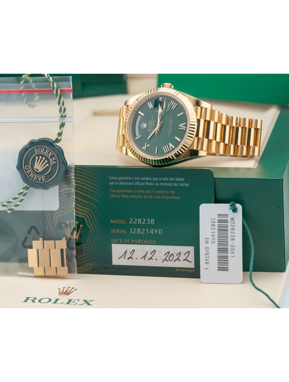 Rolex Day-Date President 40 18k Yellow Gold ‘Money Green’ Dial 228238 – Complete