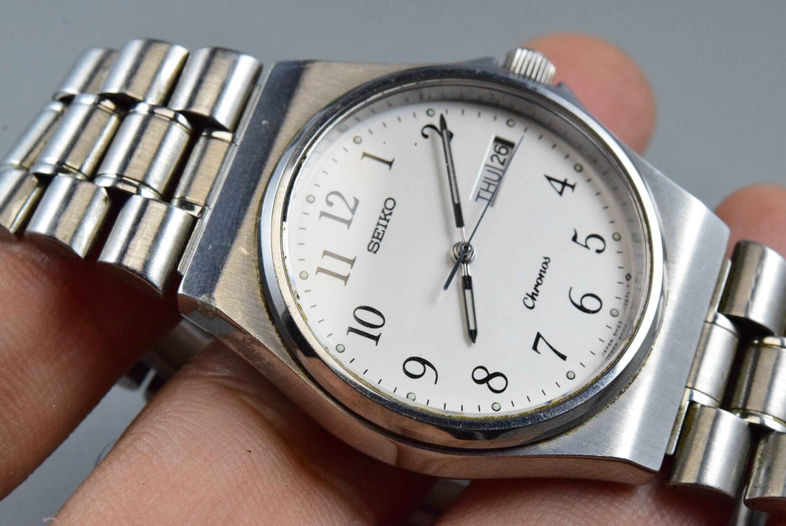 Vintage watch Seiko Chronos 5H23-7D20 White Men Quartz Round 37mm