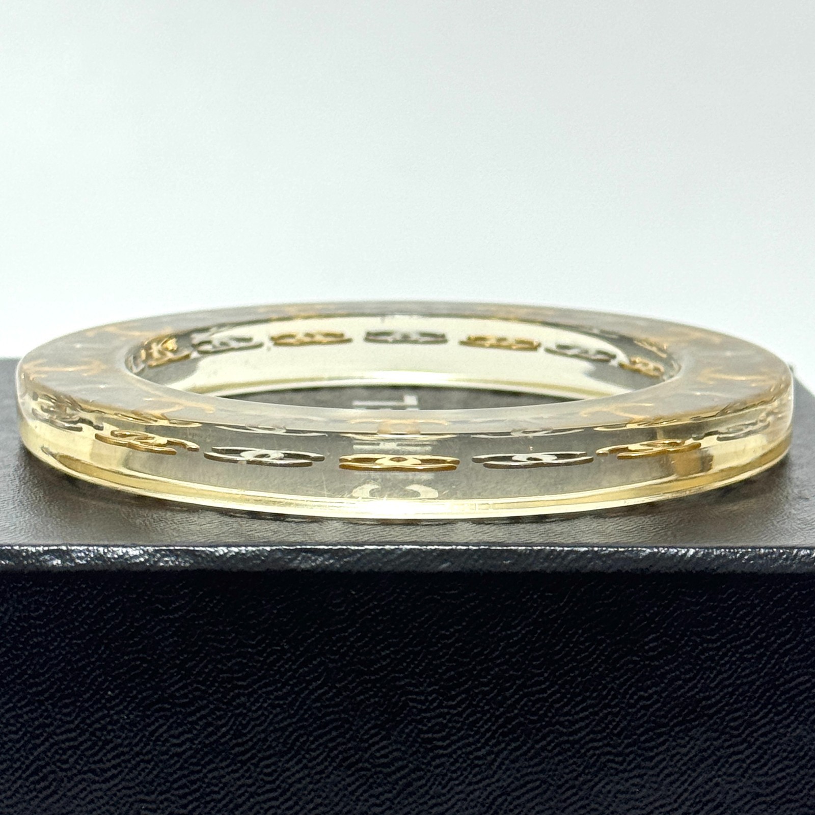 CHANEL 97P Coco Mark CC logo Bracelet Bangle plastic Accessory Authentic JAPAN