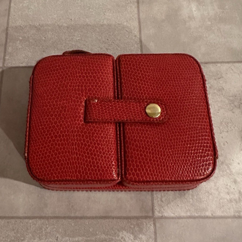 Vintage Wolf Designs Red Lizard Travel Jewelry Box Case Compact Mirror Organizer