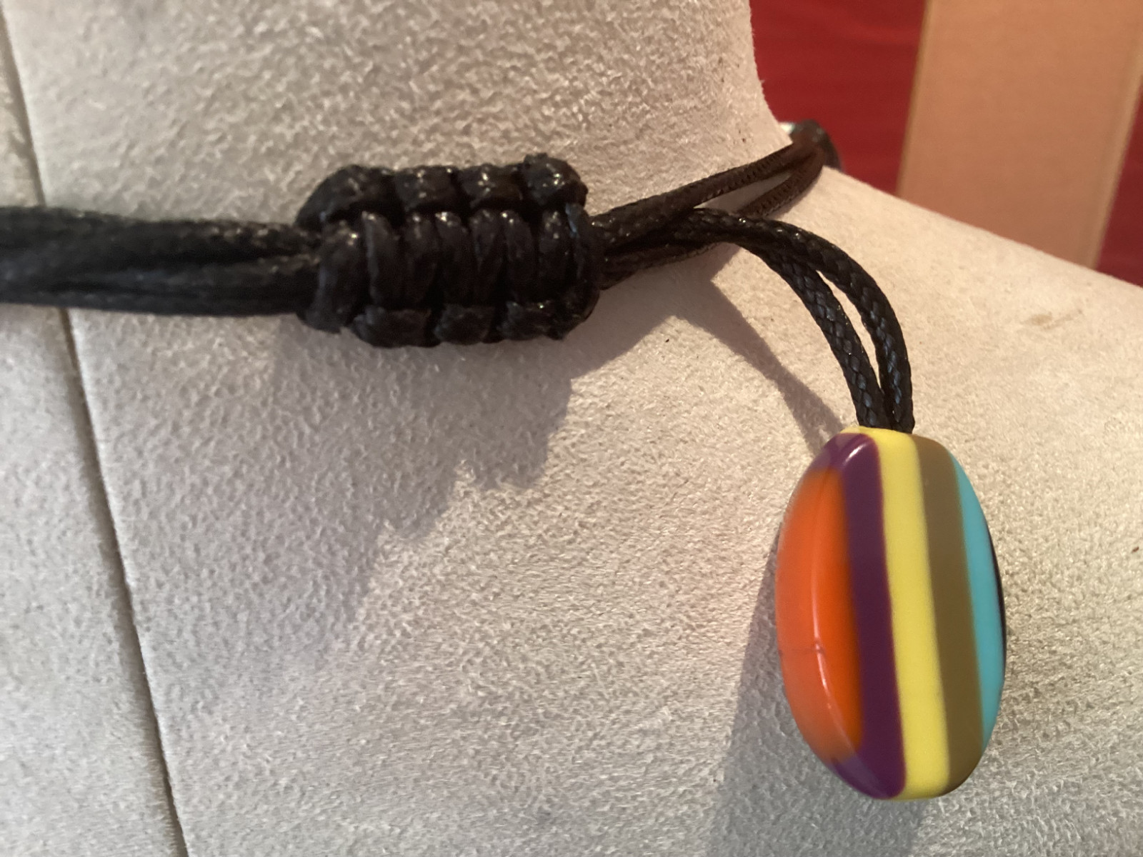 VTG Sobral – Pop Art “Marou” multi coloured striped Resin Beaded Chunky Necklace