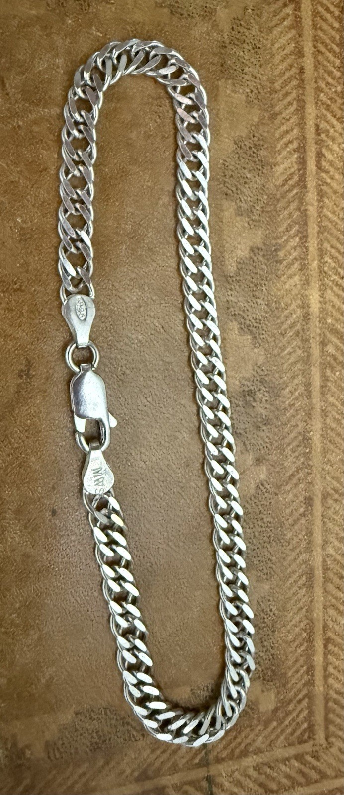Cuban Link 8 Inch Braclet 925 Italy 6.1 gram 4mm Wide