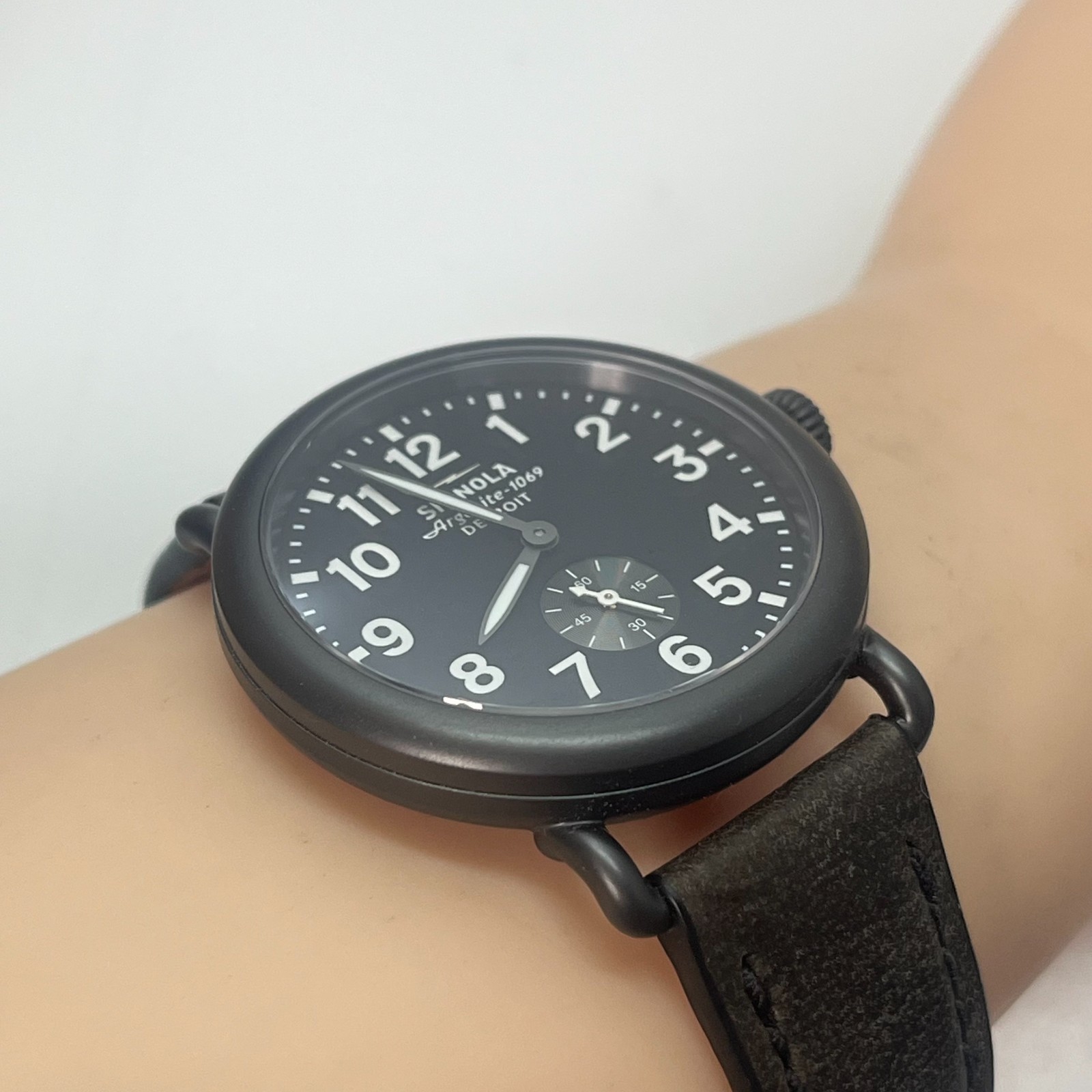 SHINOLA Argonite-1069 Black Quartz Watch USA MADE 41mm w/Box, Paper & Strap#886A