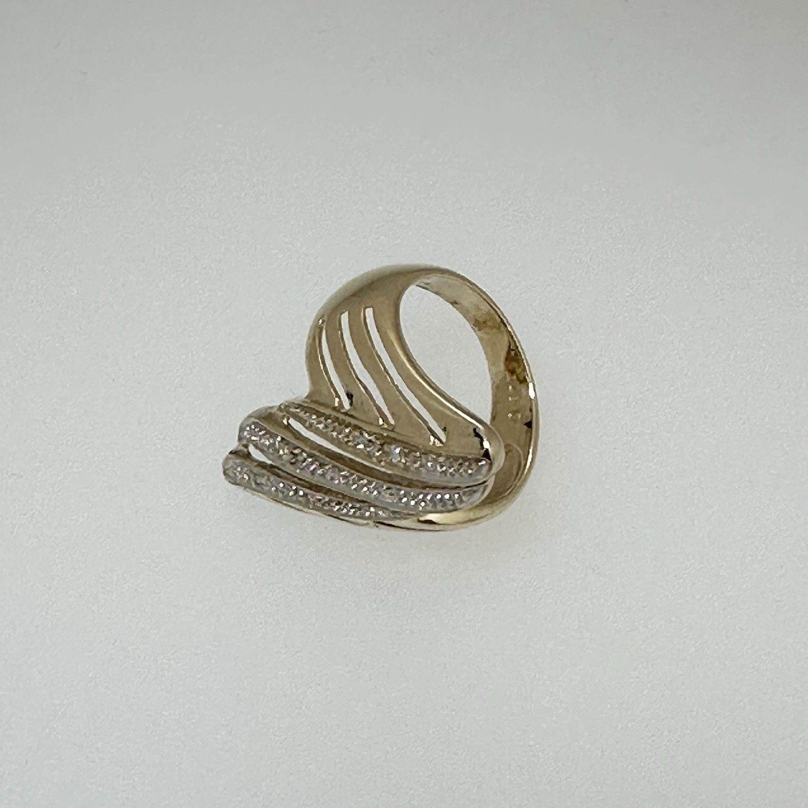 9k Yellow and White Gold Diamond Dress Ring