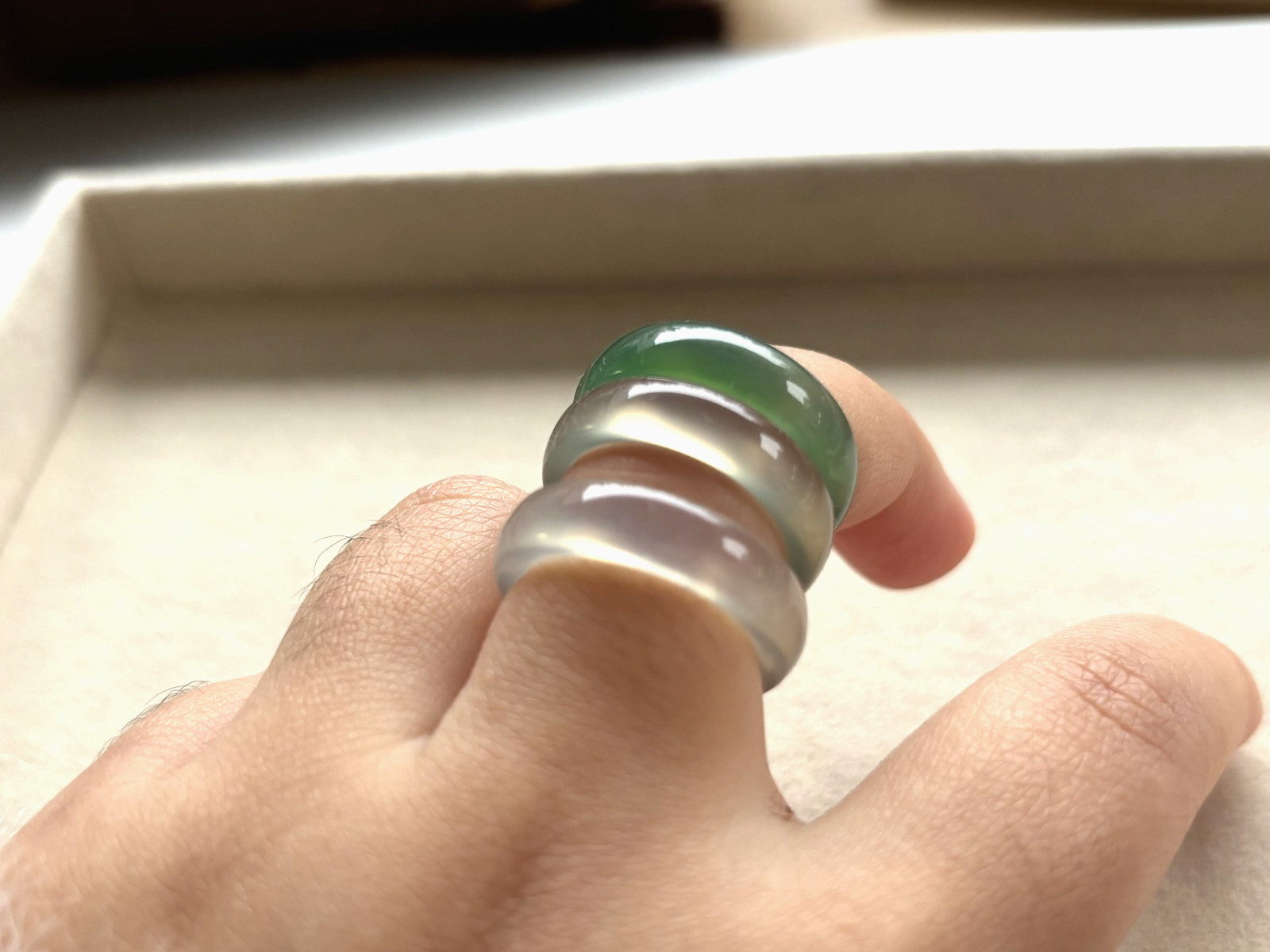 3Pcs Natural Translucent Green Agate Band Ring Set, Width about 5-6mm, Size 6-7