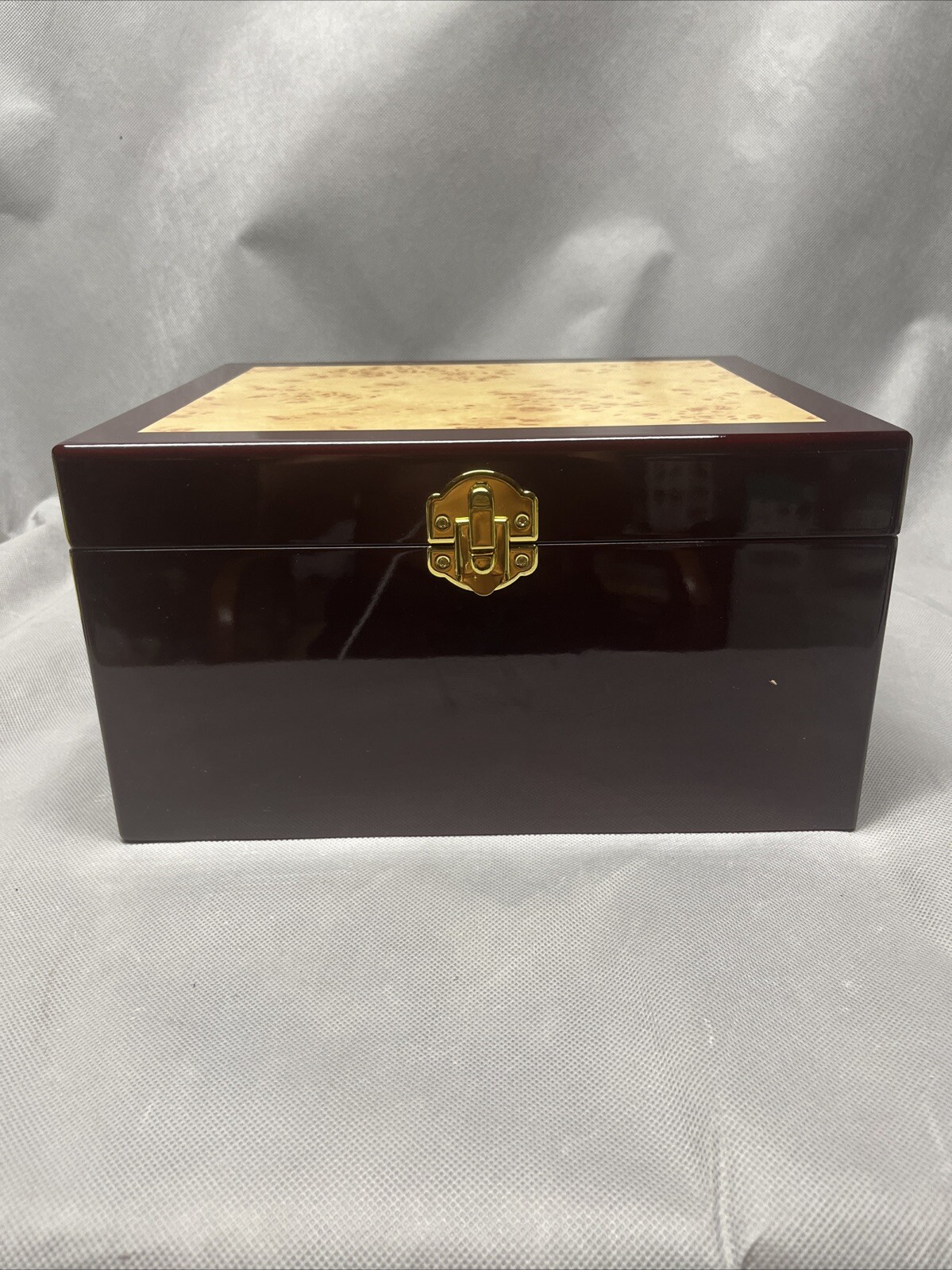 Laquered Burlwood Storage Chest Luxury Keepsake Box Metal Clasp & Hinge