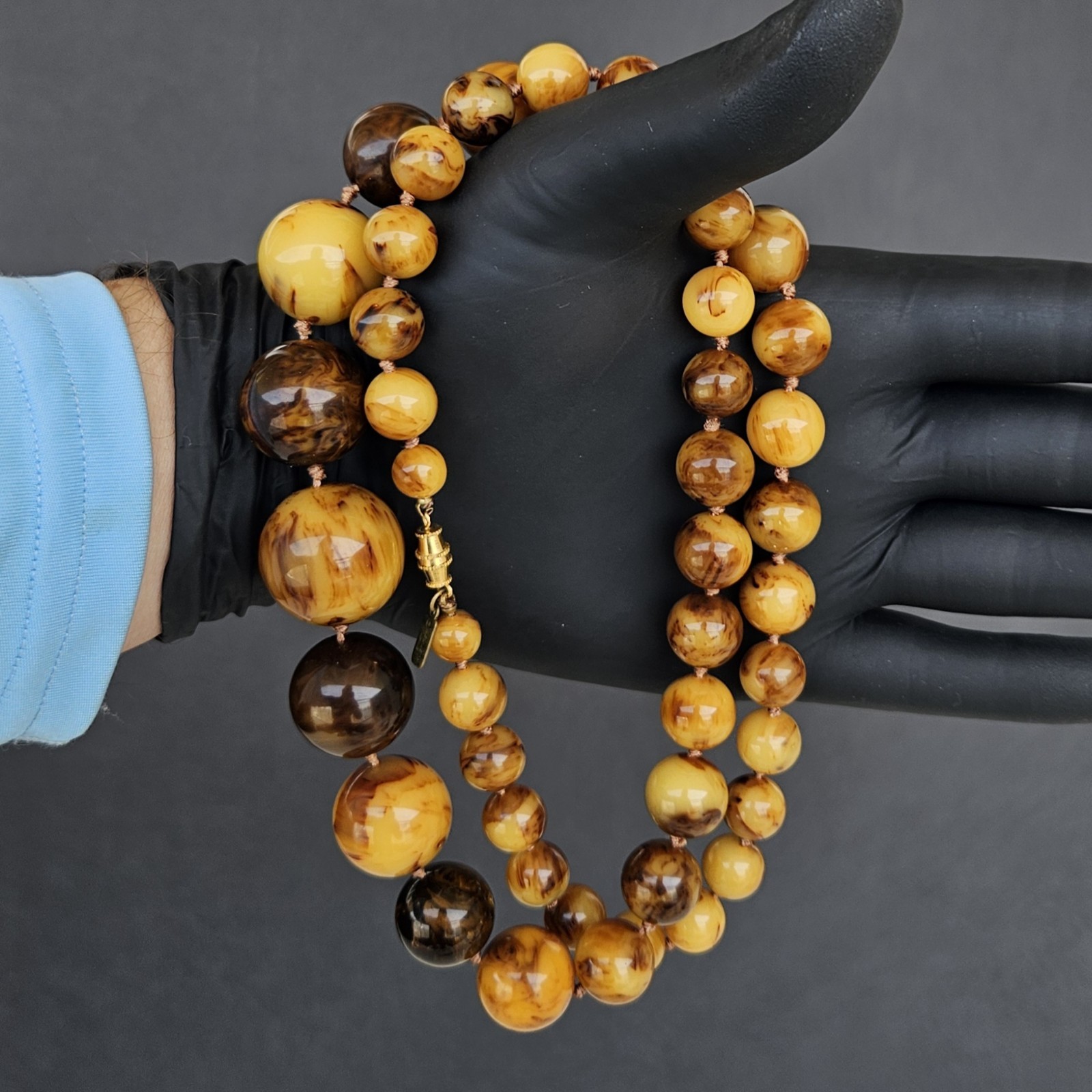 Vintage 1970s Kenneth Lane Catalin Root Beer Caramel Bakelite Bead Necklace 114g