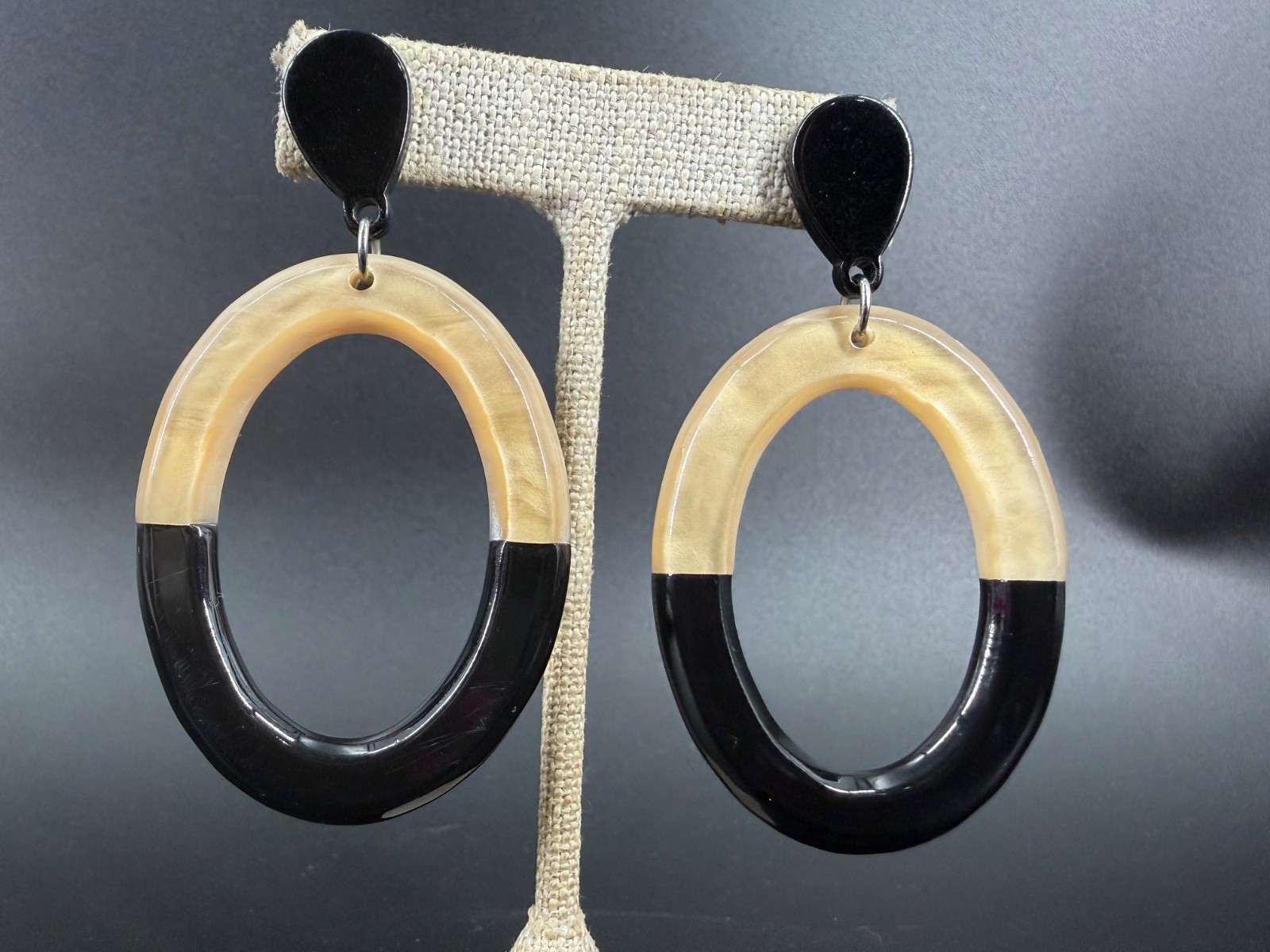 Mod Lucite Oval Dangle Earrings Black Cream Statement