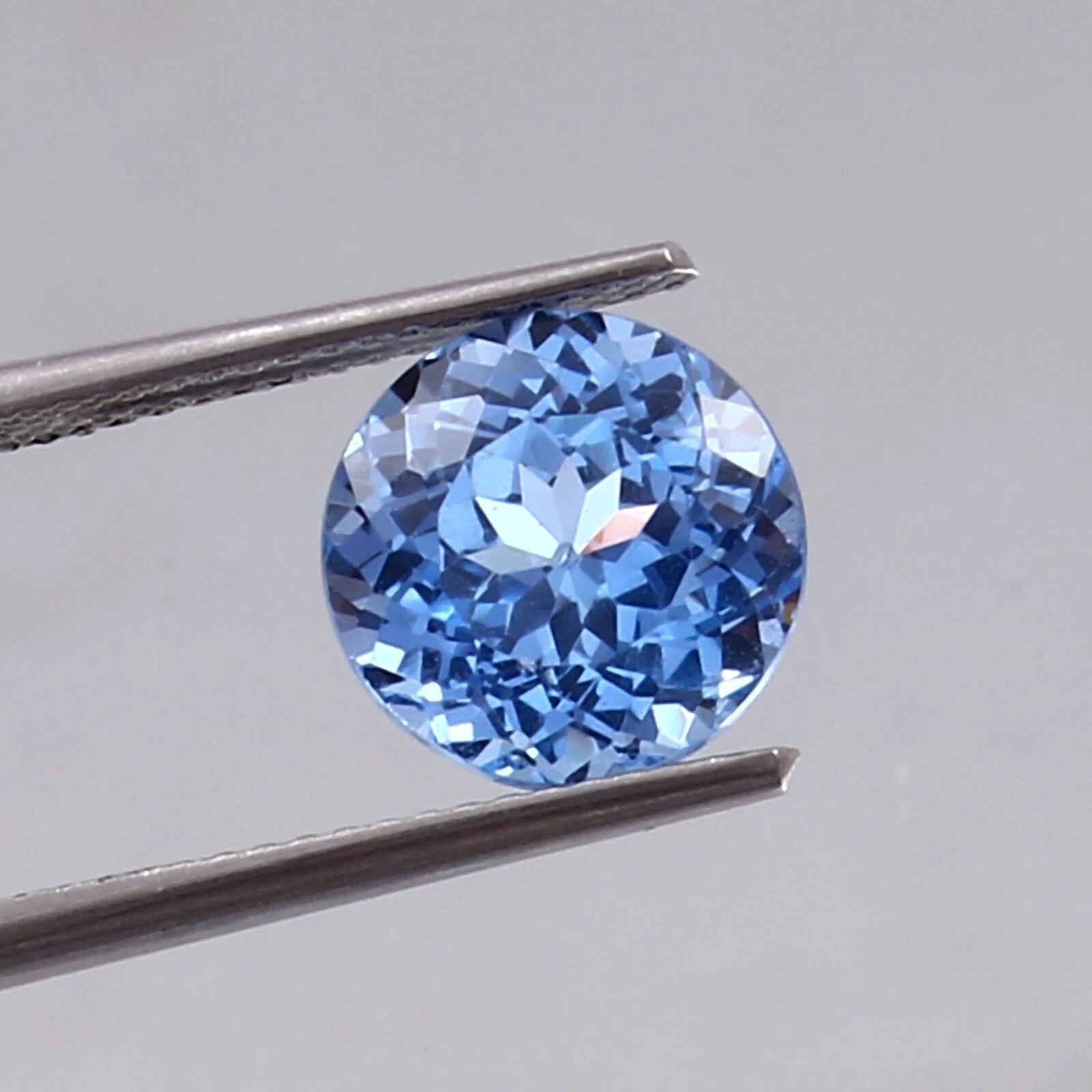 AAA 11 Ct Lab-Created Flawless Ceylon Blue Spinel Round Cut Loose Gemstone