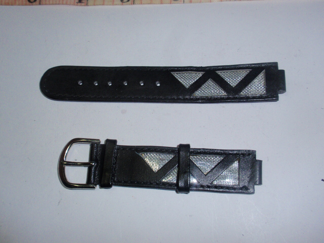 10mm Hook End ~8″Long Black Leather Watch Band Width 18mm GoldTone Clasp #HB 203