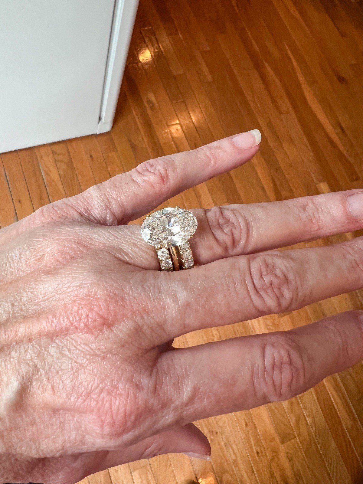9.55 CT Oval Lab-Grown Diamond Ring – IGI Certified