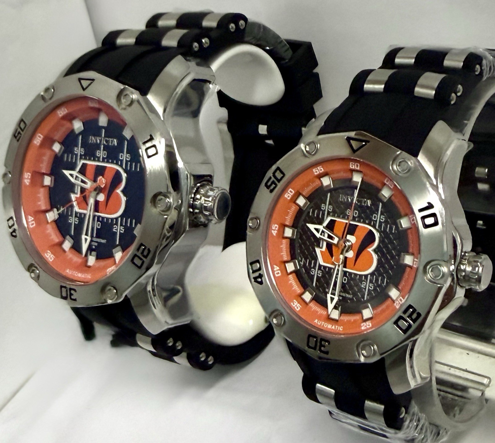 50mm & 38mm Auto His & Hers BENGALS-NFL| Black Football Field Dial Invicta Watch