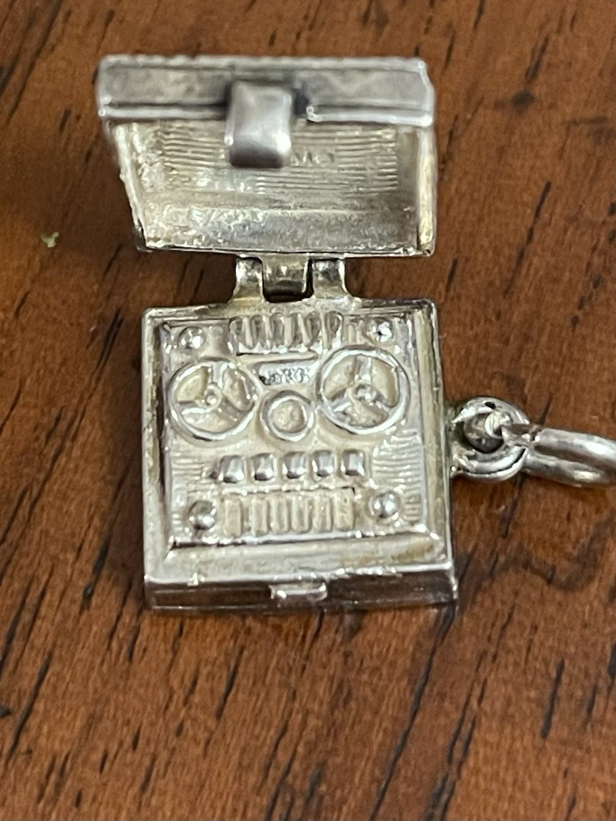 Vintage Sterling Silver Opening Mechanical Tape Recorder Charm 4.5g Reel to Reel