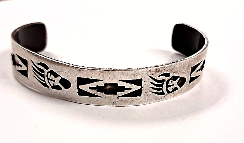 “SHARON CISCO” NAVAJO STERLING SILVER CUFF BRACELET (6.5 in ) 23.07GR