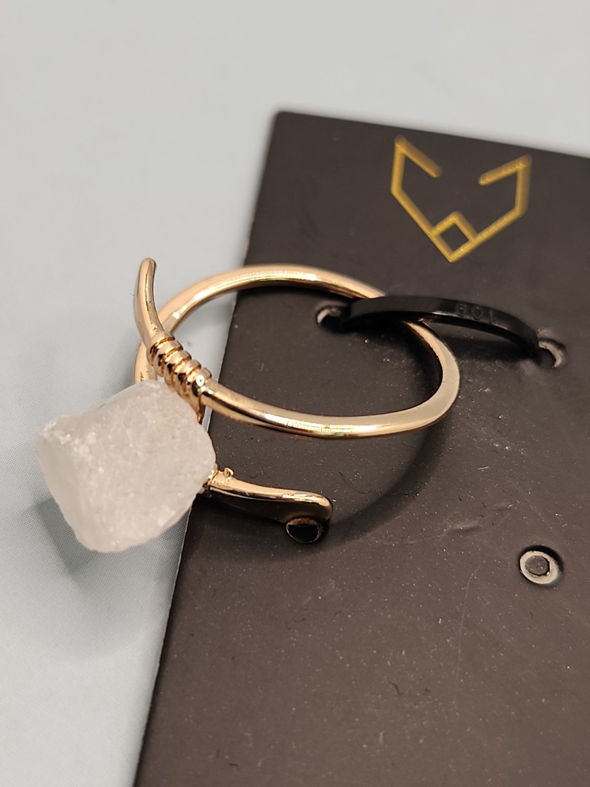 Crystal Wolf Joey Graceffa Crystal Ring + 2 Packs of Earrings. Lot of 3