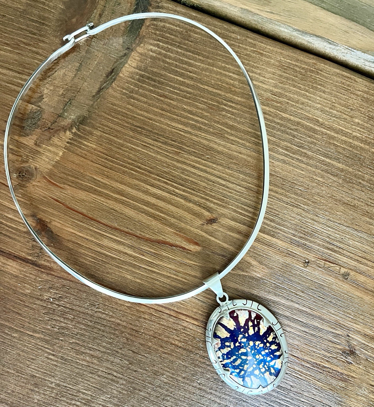 Sterling Silver 925 Omega Necklace with Oval Set Mexican Resin & Foil Inlay
