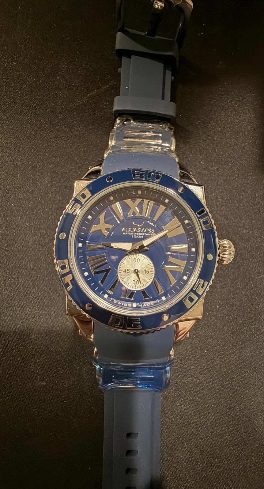 NEW IN BOX Men’s Aquaswiss Swissport G 62G0110 Blue Tone Watch