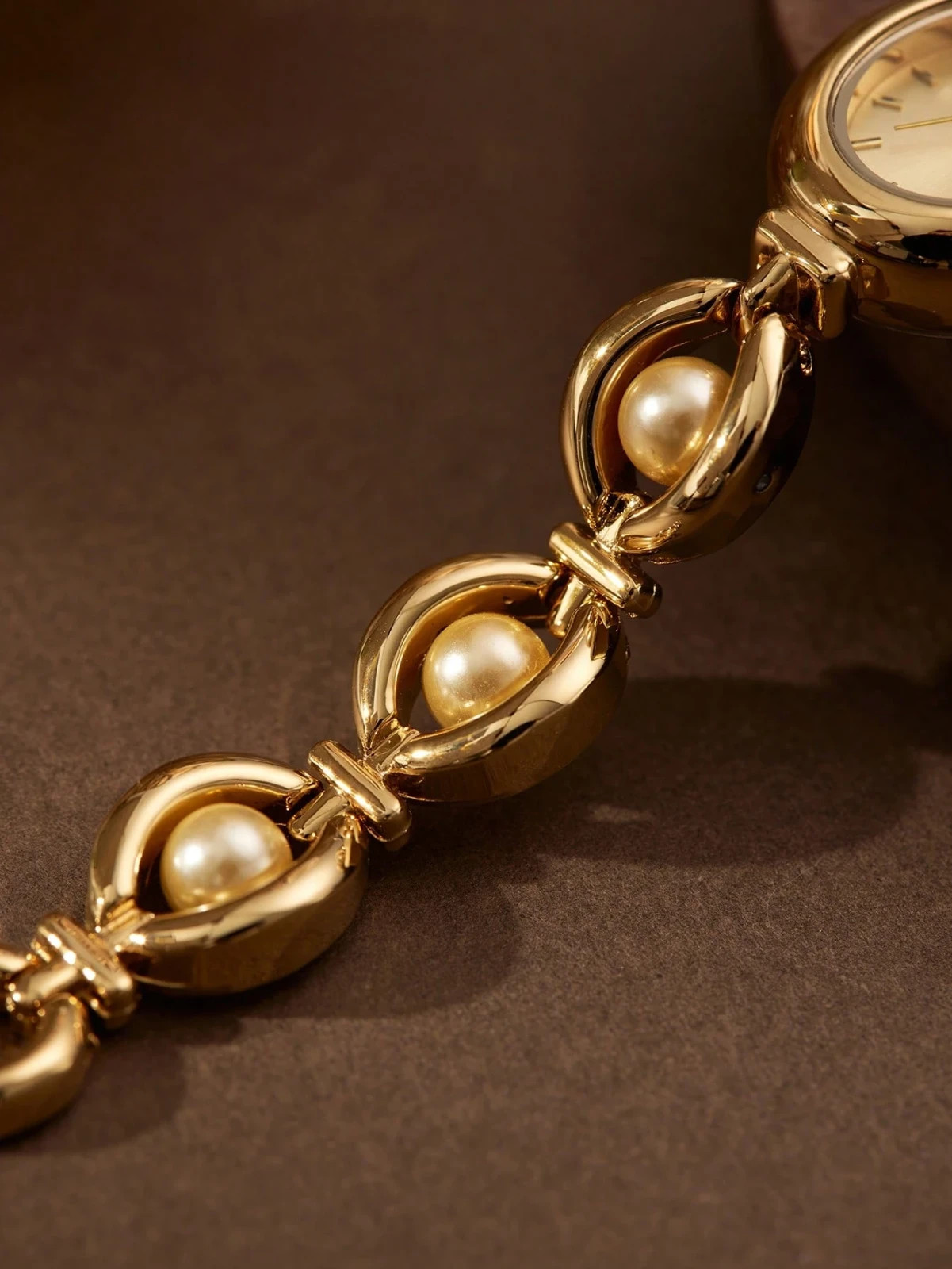 Gold French Vintage Style Unique Dainty Women’s Wrist Watch Trendy Cute Gift