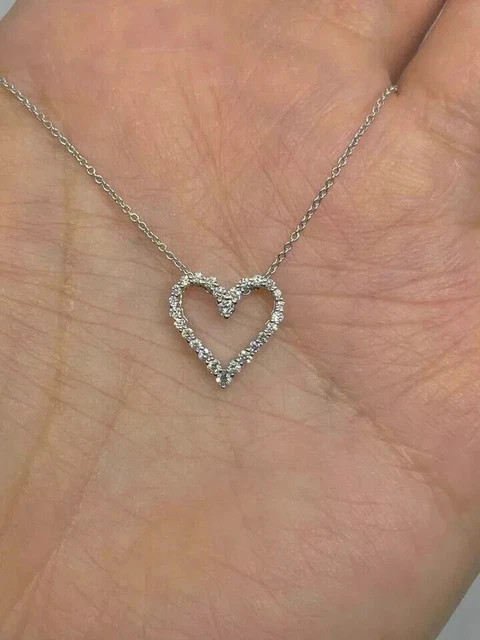 Women’s Heart Pendant Necklace 925 Silver 1.60Ct Round Cut Lab Grown Diamond