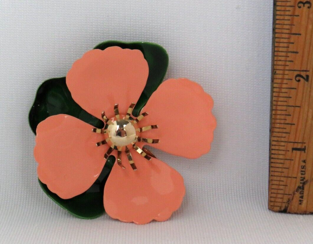 VTG 1950s 60s MOD ENAMEL METAL FLOWER BROOCH SIGNED SARAH COVENTRY 2 3/4″ WIDE