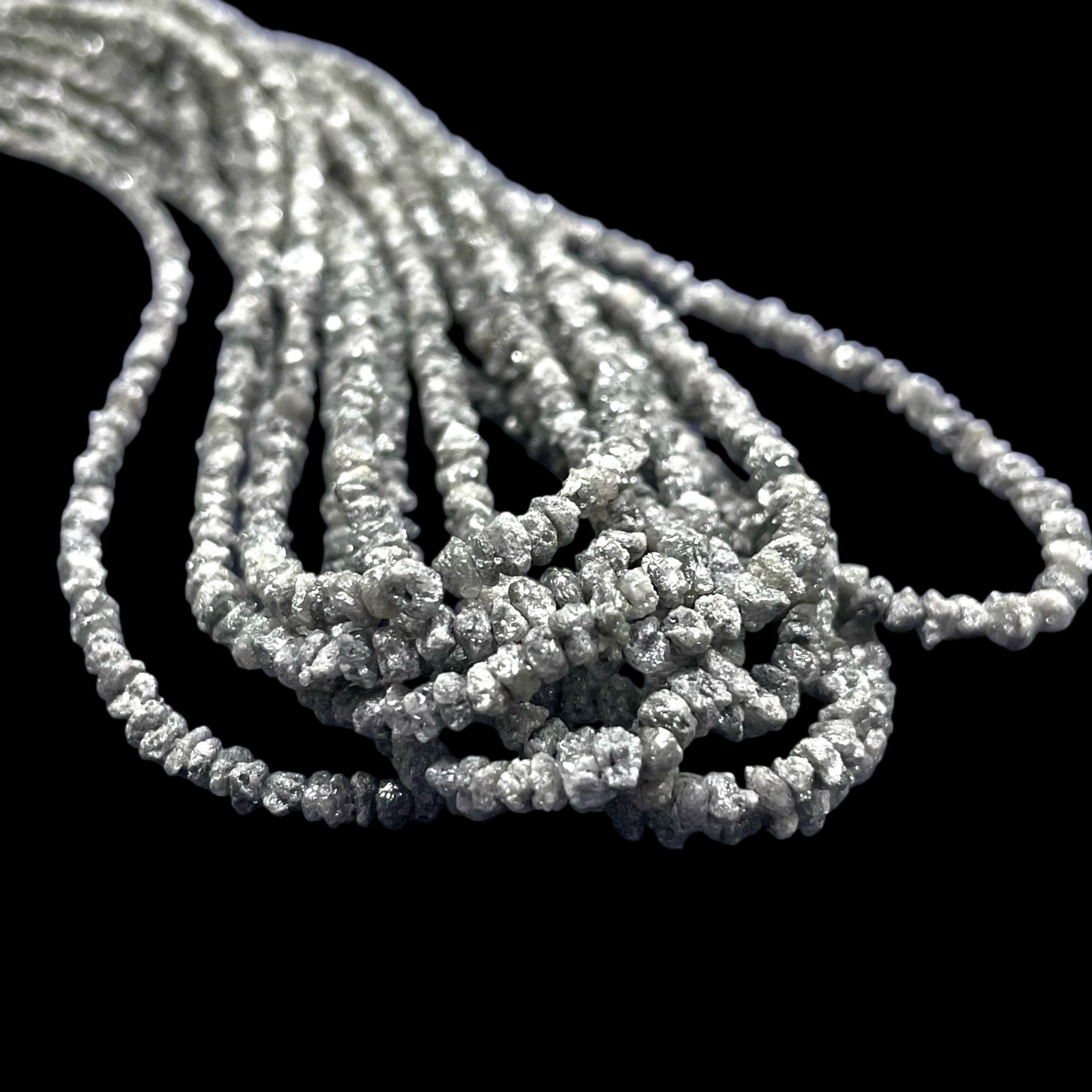 16 Inch Natural White Grey Diamond Rough Beads Uncut Single Strand For Jewelry