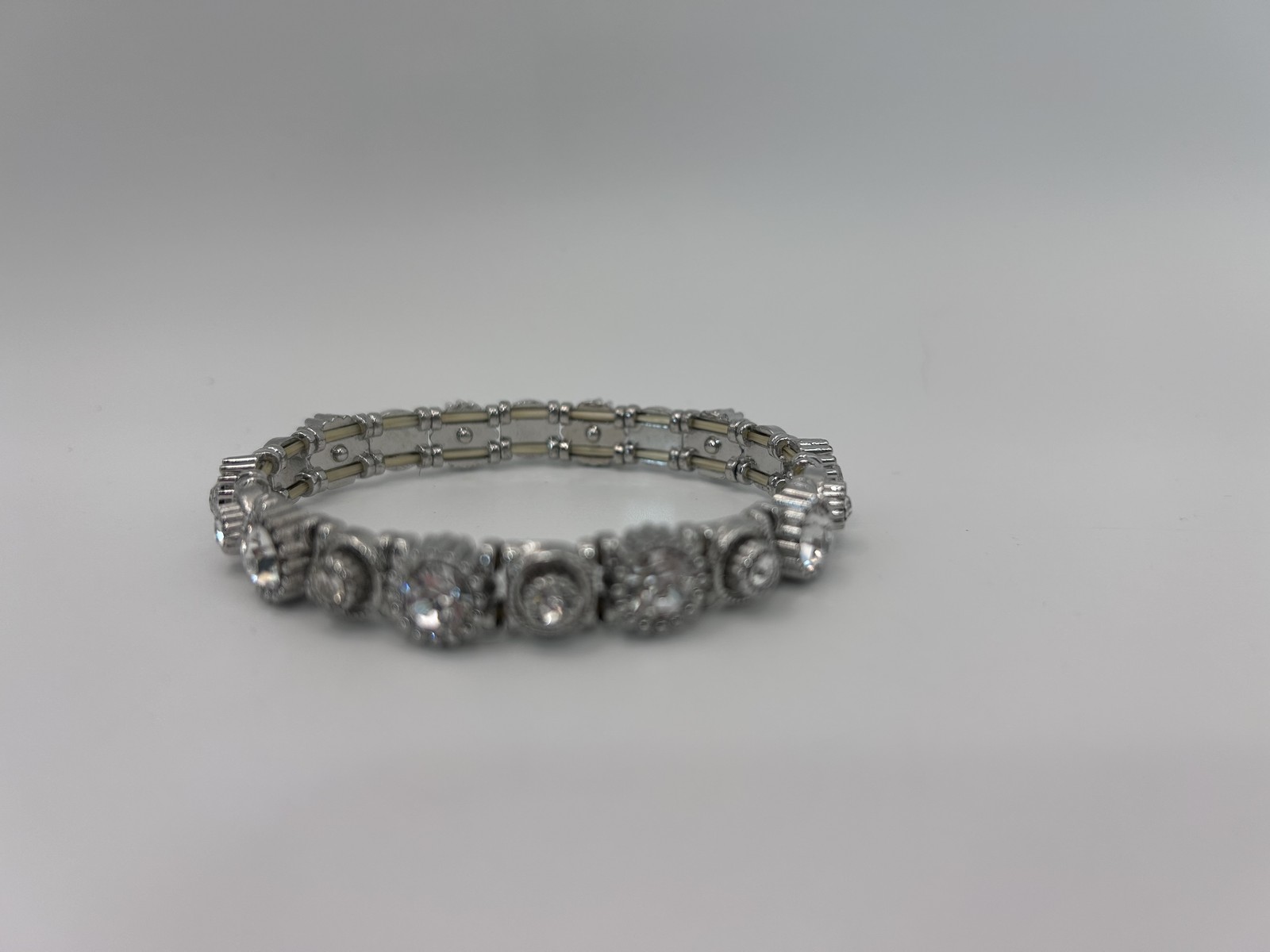 Bracelet Silver Tone Tennis Rhinestone Snap 8 In Fashion Jewelry