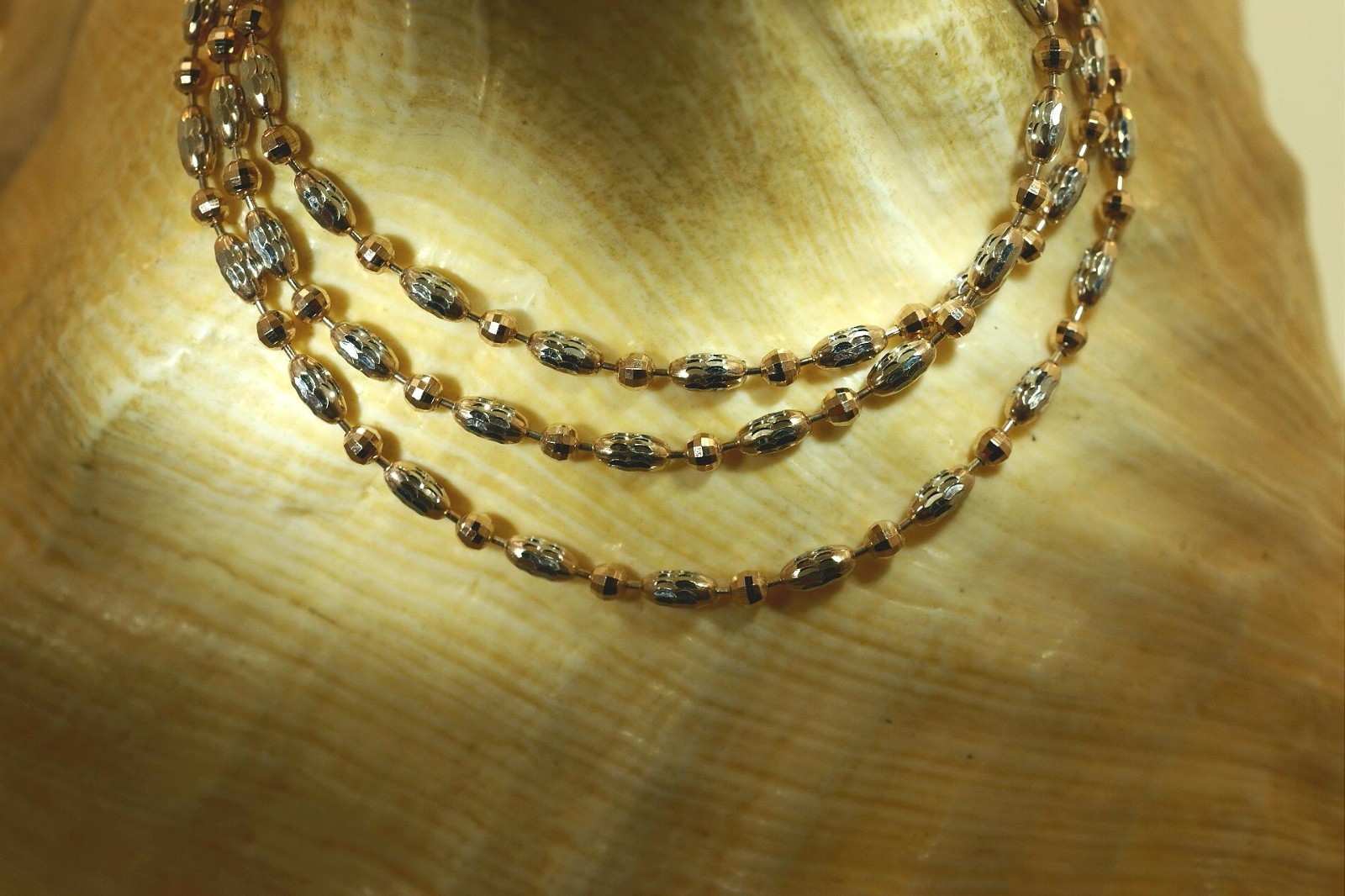 ITALIAN WHITE/ROSE GOLD PLATED 925 SILVER SPARKLY DC OVAL & BALL CHAIN NECKLACE