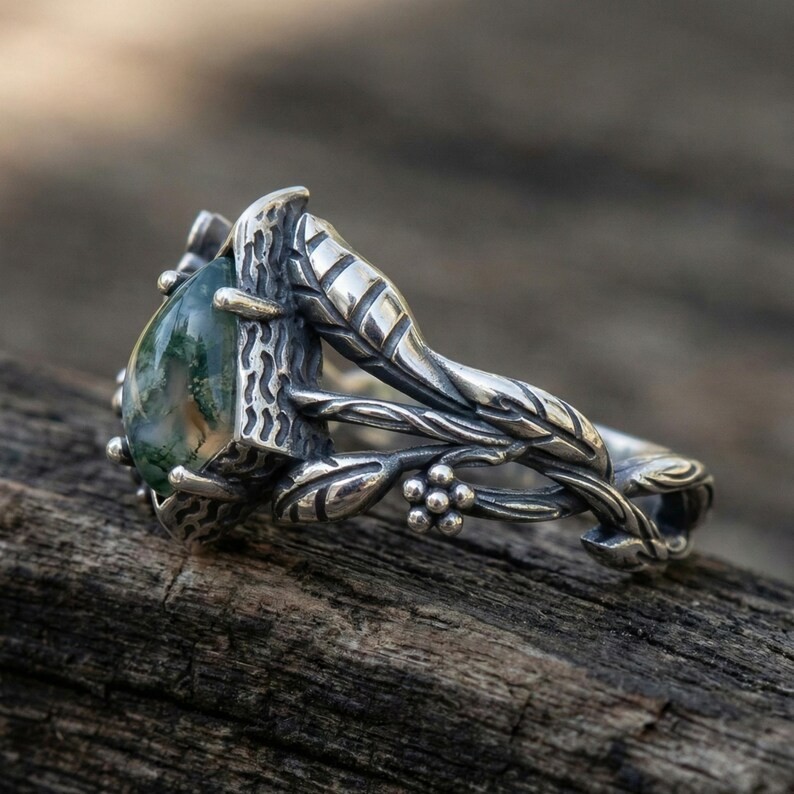 Kite Cut Moss Agate Floral Ring – Nature Inspired Gold or Silver Ring