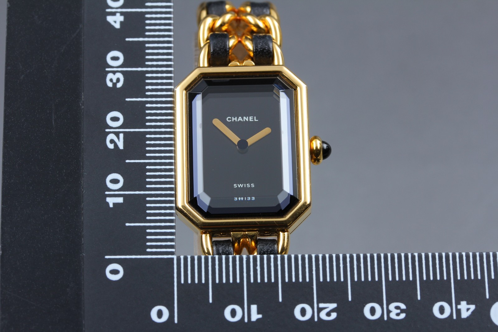 Near MINT CHANEL Premiere L H0001 Black Bracelet Quartz 20mm Women’s Watch JAPAN