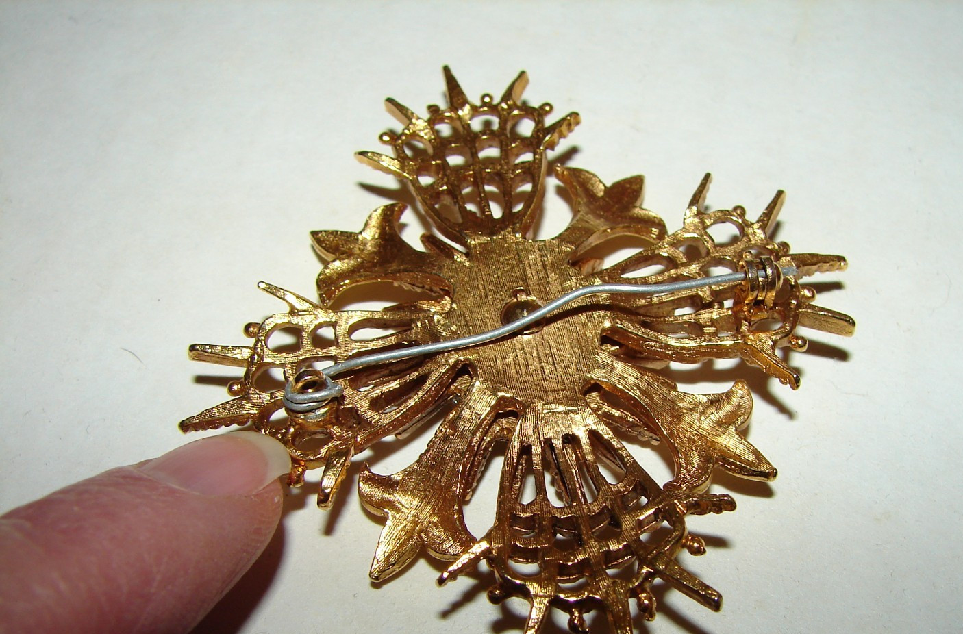 Vintage Lot 7 Brooches One Designer Signed Sarah Cov. Rhinestones and Faux Pearl