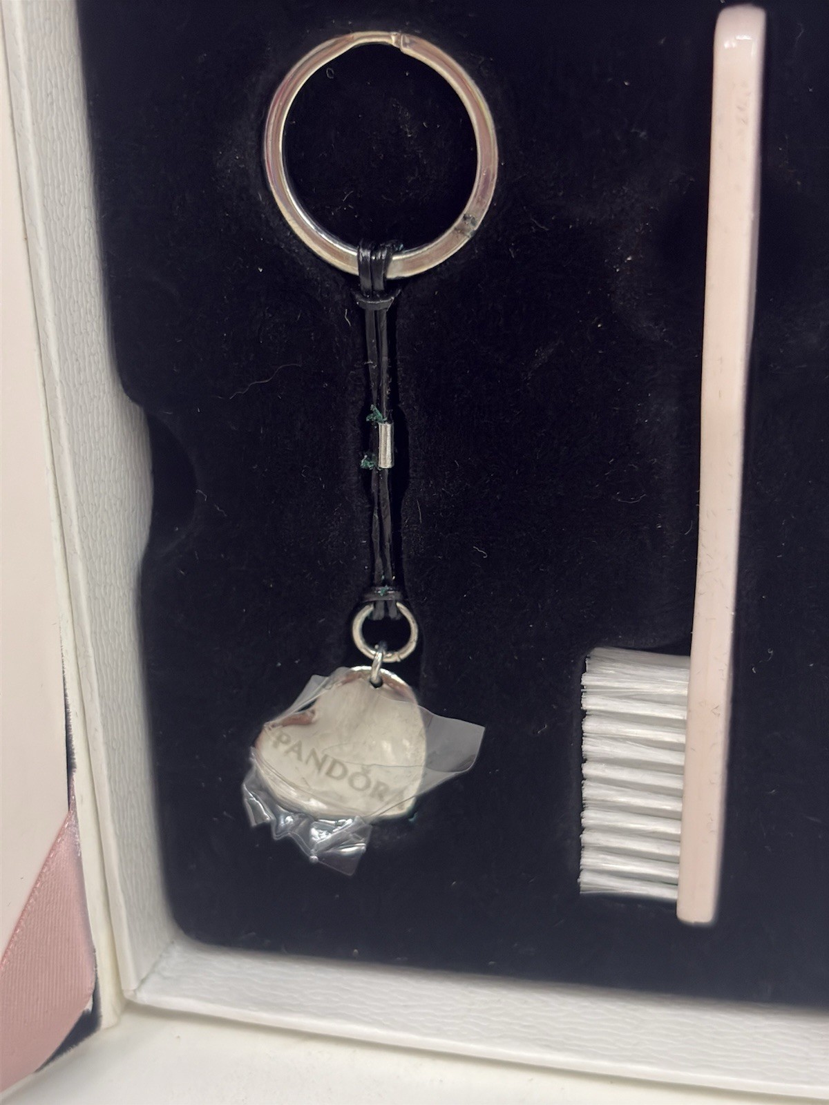 PANDORA Jewelry Collectors Cleaning Care Kit Gift Set Heart Clasp Opener