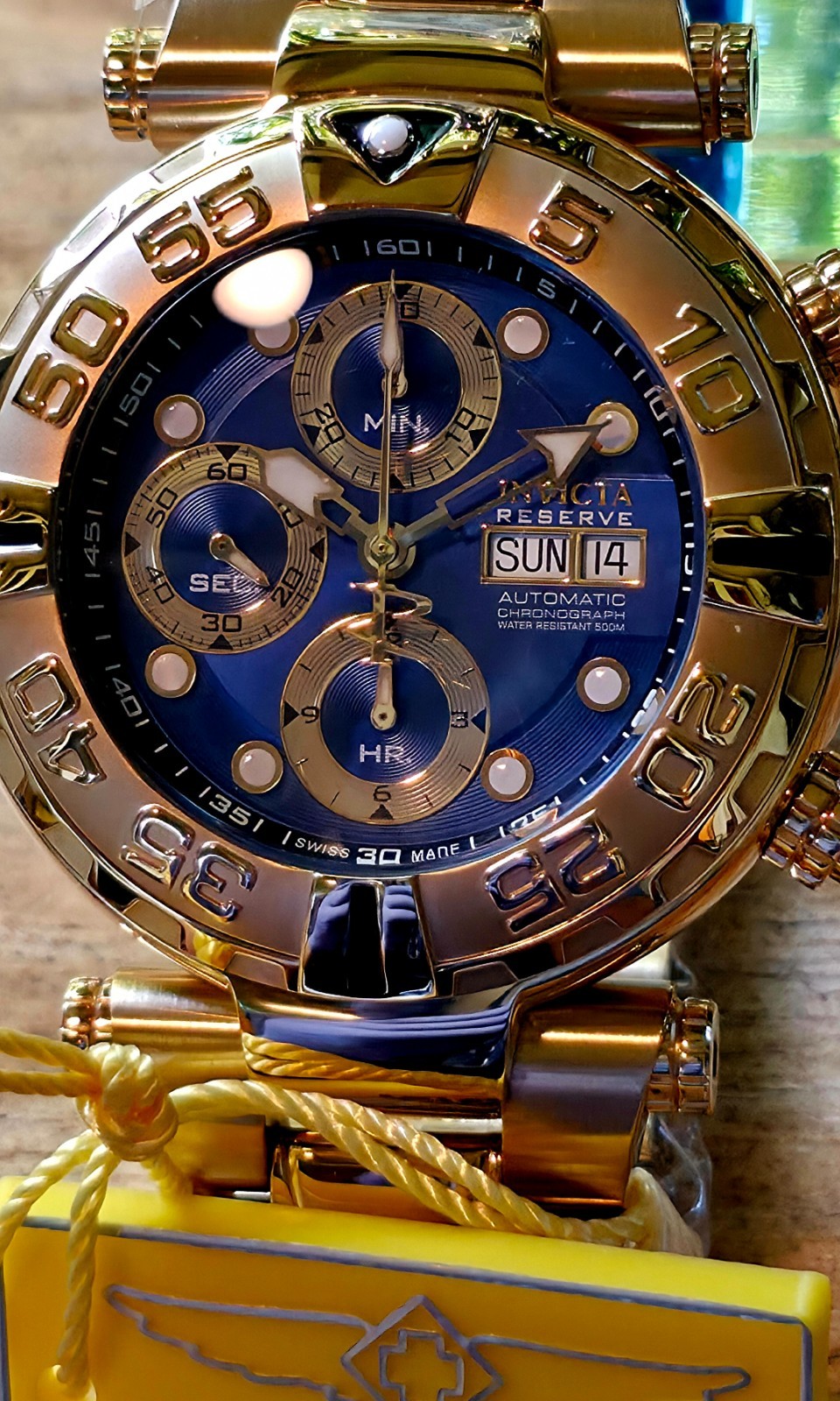 INVICTA SWISS MADE SUBACQUA NOMA I VALJOUX 7750 AUTO CHRONO LE BLUE DIAL & 18KT
