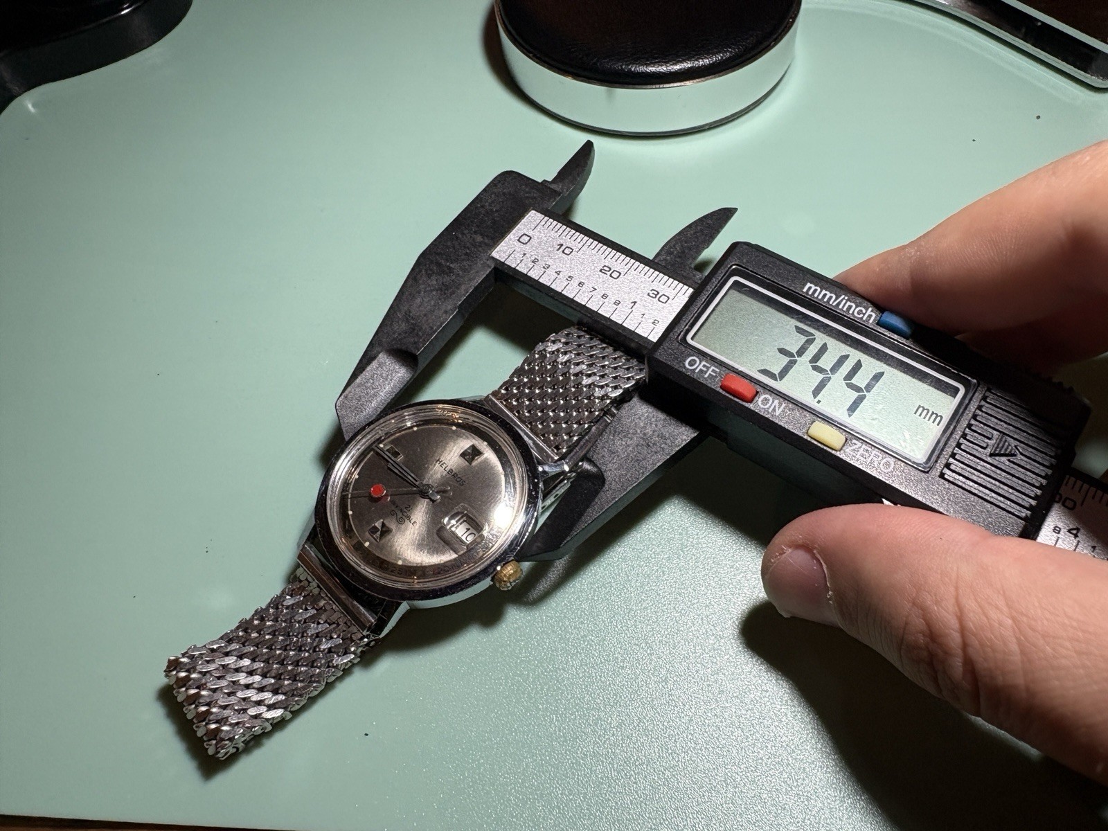 Running ‘60s Helbros Invincible 21 Jewel Mechanical 34mm Red Dot Seconds Hand