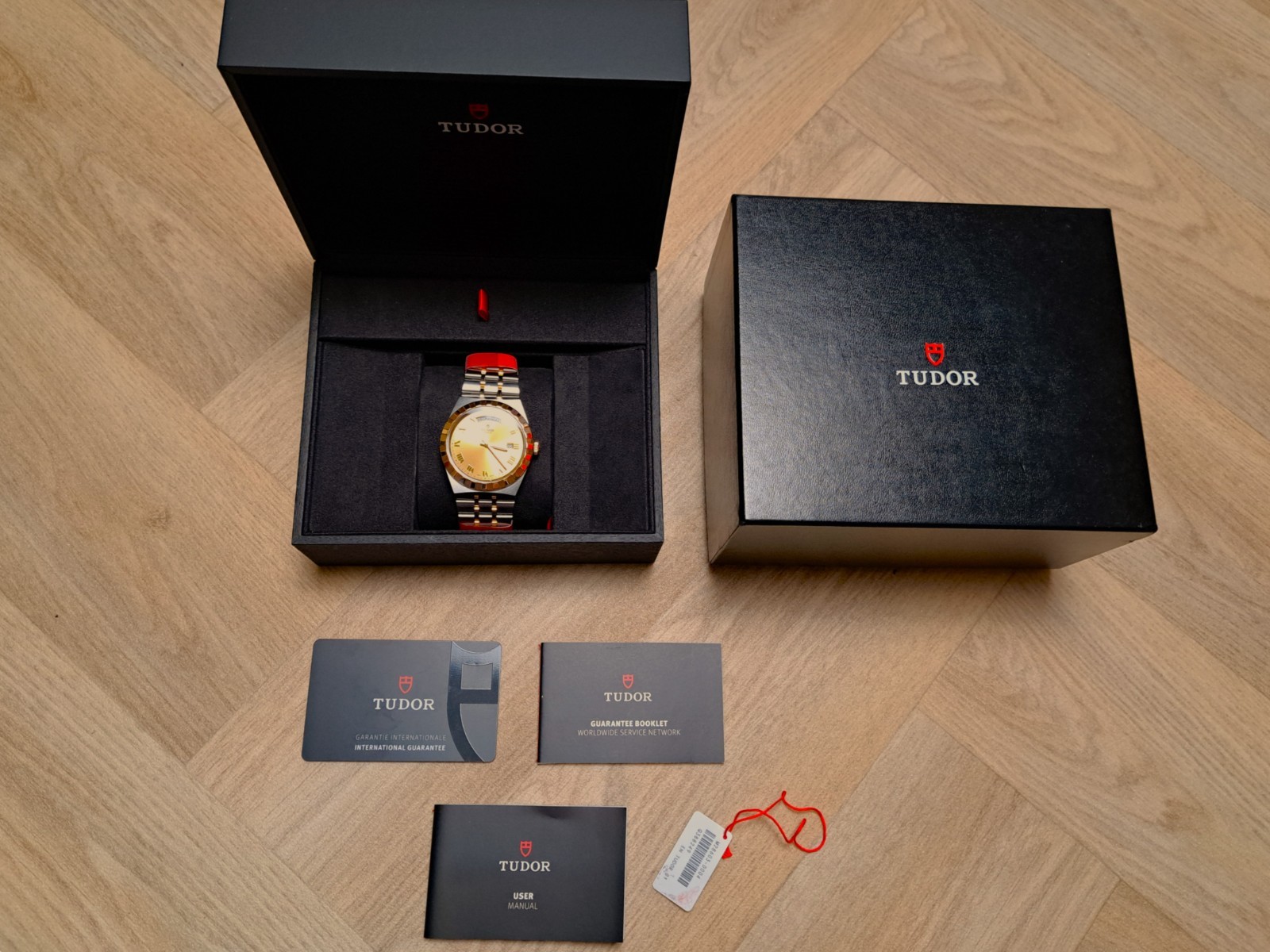 Tudor Royal 41mm Two‑Tone Champagne Dial – Full Set – 28603 – 2021