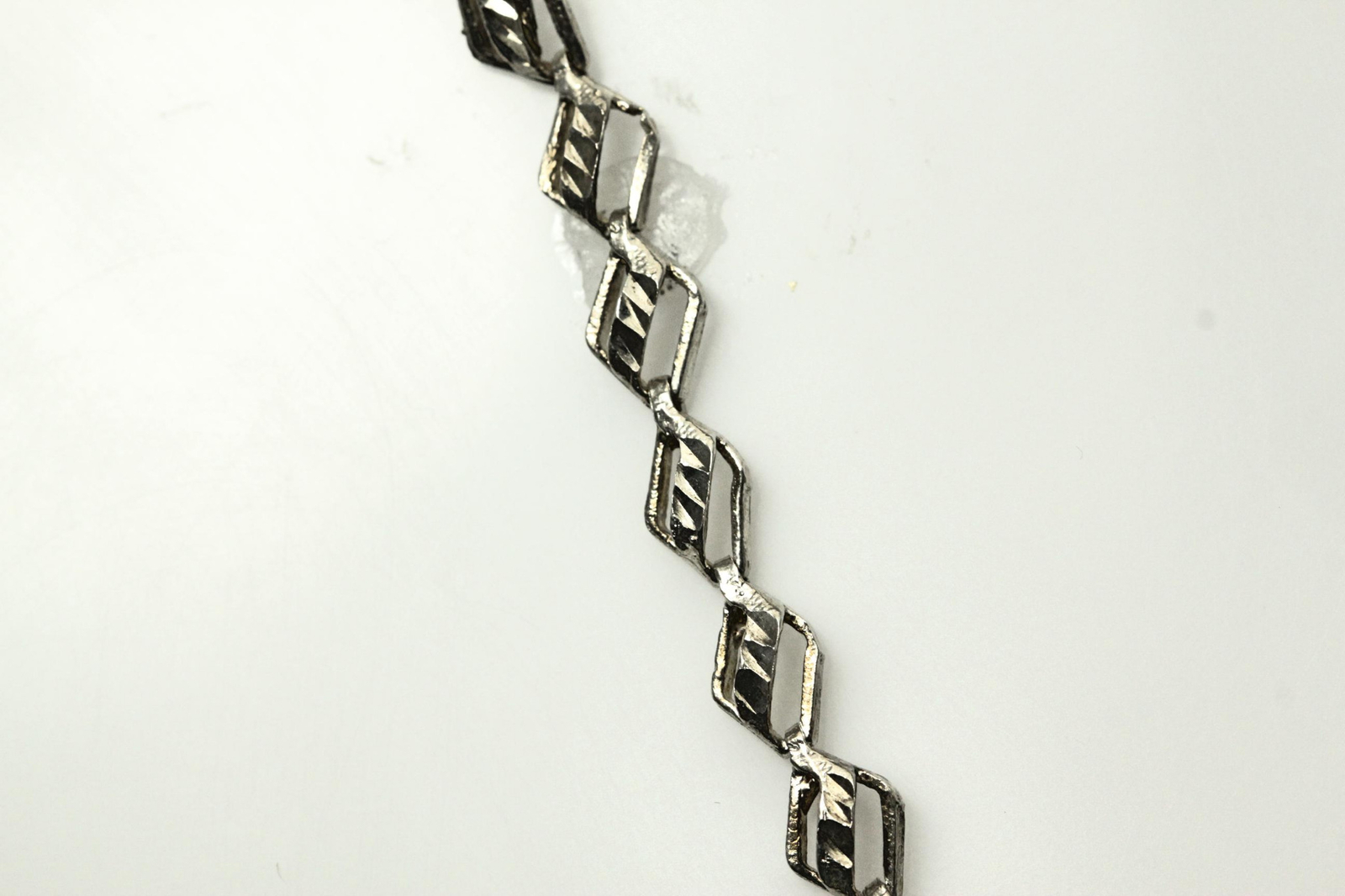 925 Sterling Silver 7.5″ Diamond Cut Kite Shaped Link Bracelet (BR3796)