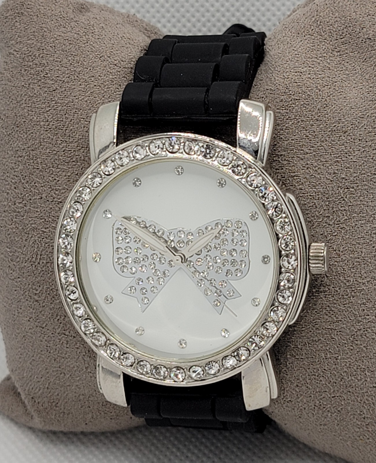 Ladies Casual Round Studded Bow Dial Silver Tone Black Poly Band Analog Watch J6
